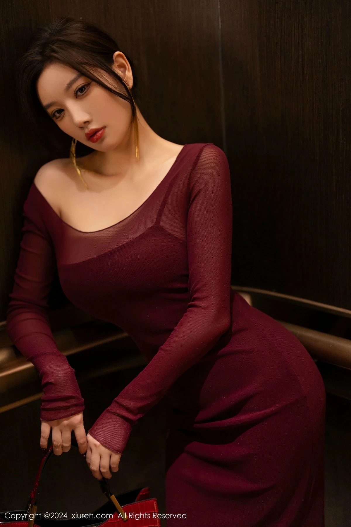 [XiuRen秀人网] 2024.10.25 No.9348 杨晨晨Yome 丝袜美腿 [82P] NO.5