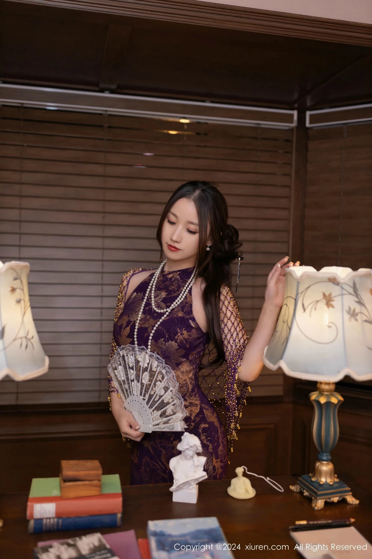 [XiuRen秀人网] 2024.11.27 No.9513 杏子Yada 丝袜美腿 [82P] NO.4