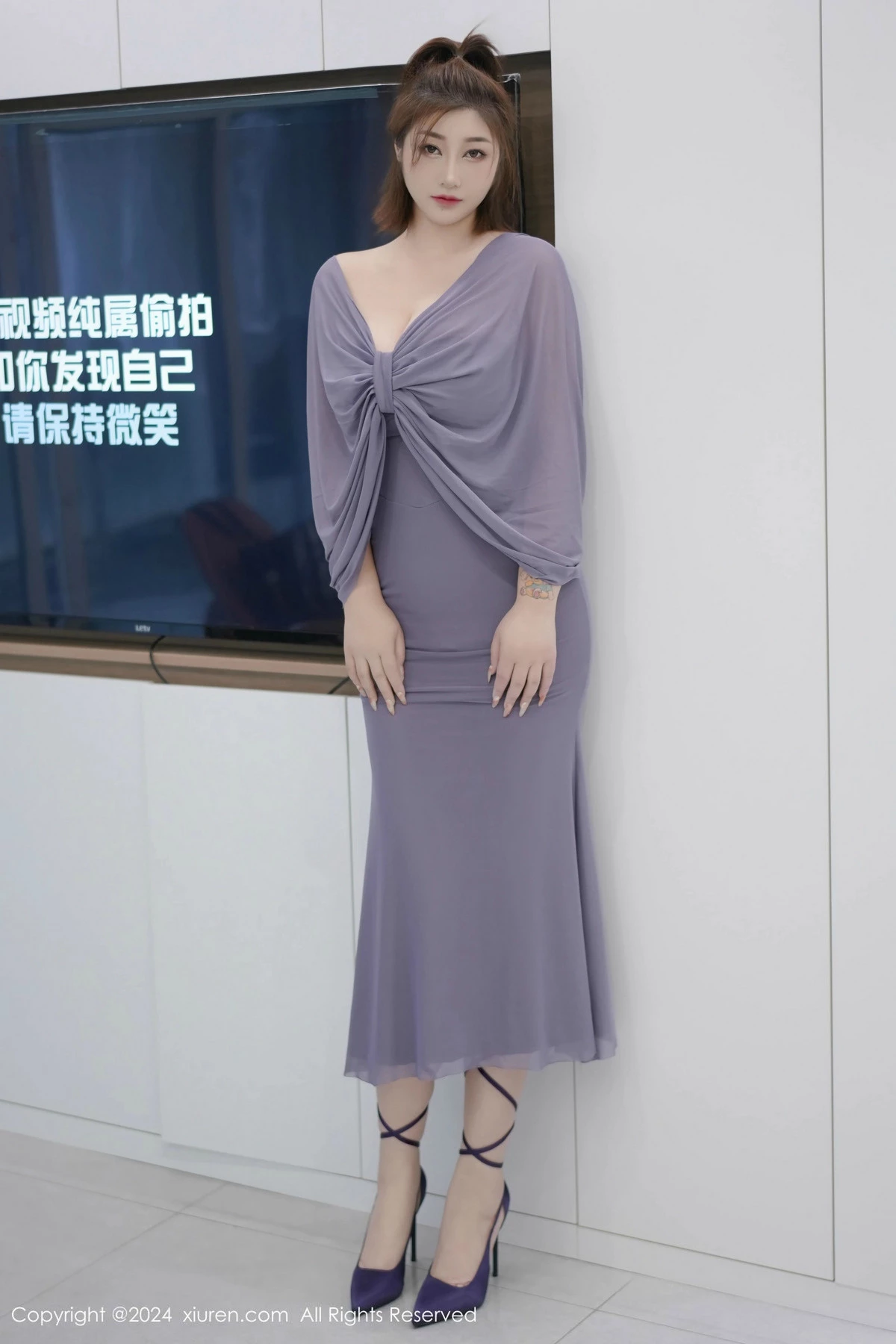 [XiuRen秀人网] 2024.11.29 No.9525 妲己_Toxic 美臀性感 [70P] NO.1