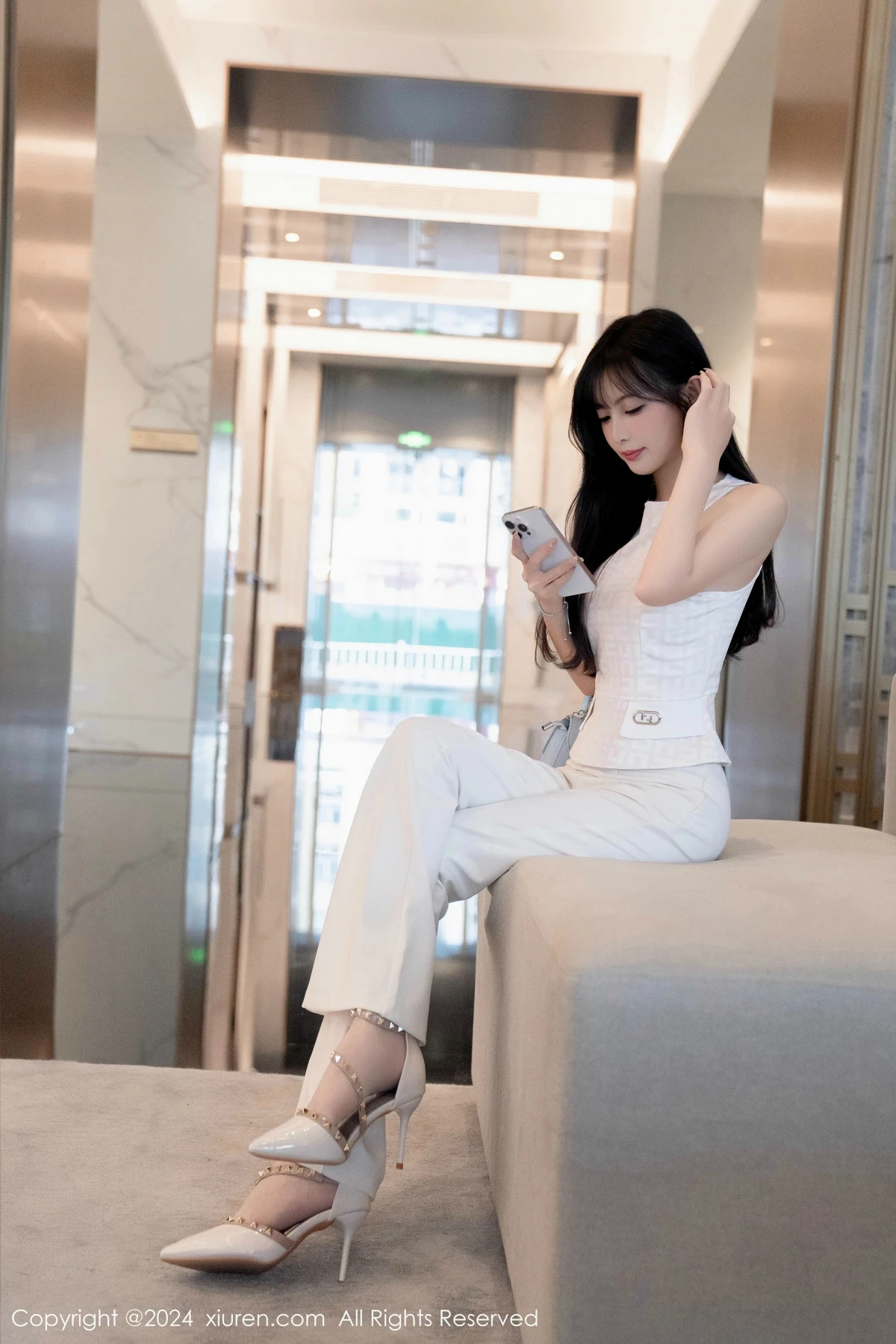 [XiuRen秀人网] 2024.11.29 No.9528 林星阑 美腿丝袜 [84P] NO.1