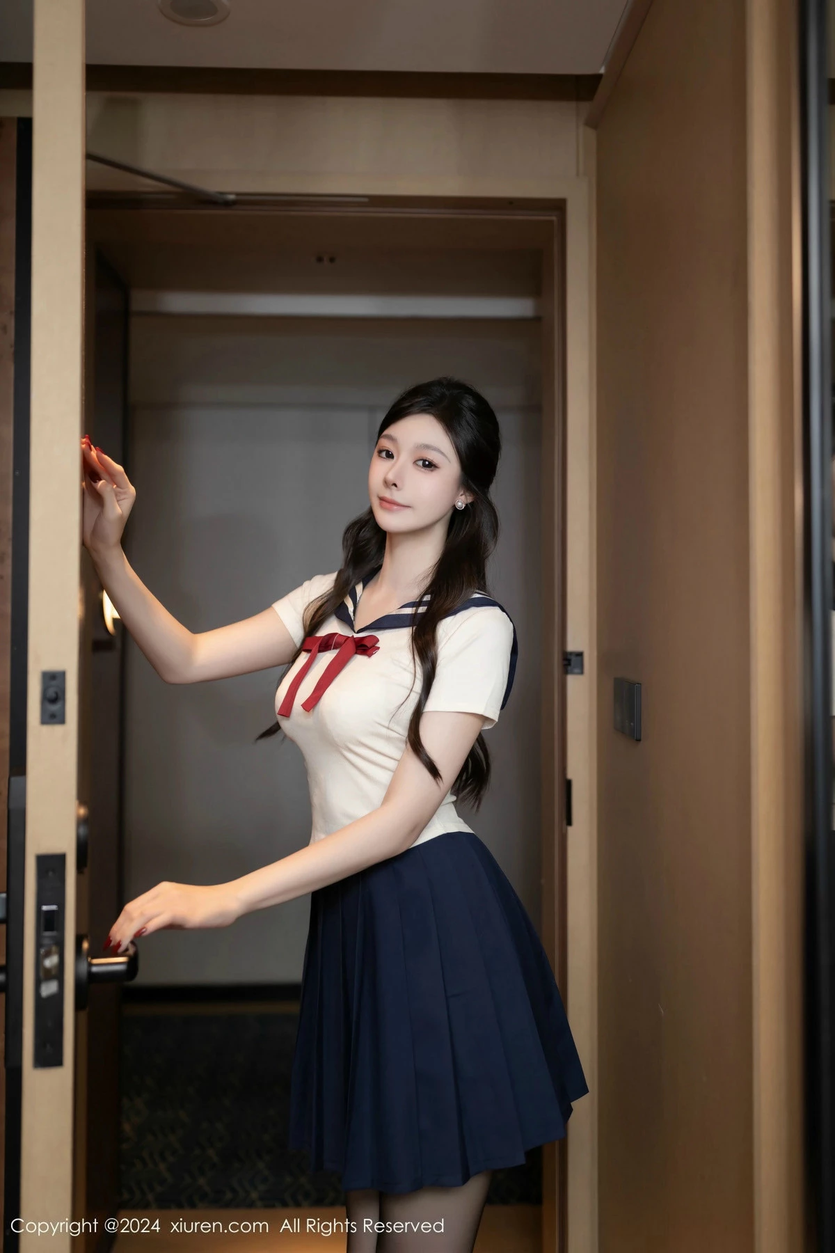 [XiuRen秀人网] 2024.11.29 No.9530 小逗逗 黑丝美腿 [80P] NO.3