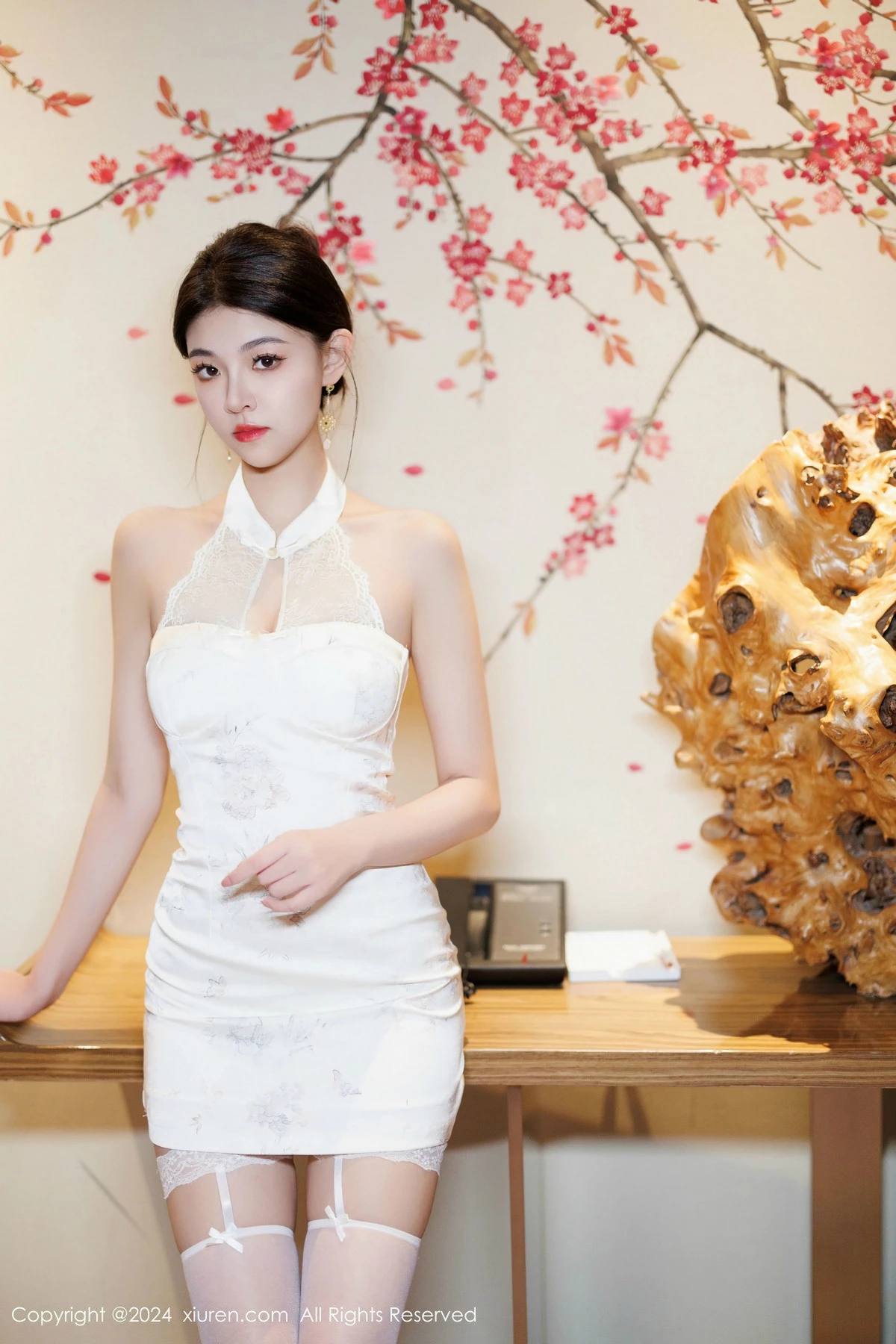 [XiuRen秀人网] 2024.12.04 No.9548 初梦瑶 丝袜美腿 [84P] NO.10