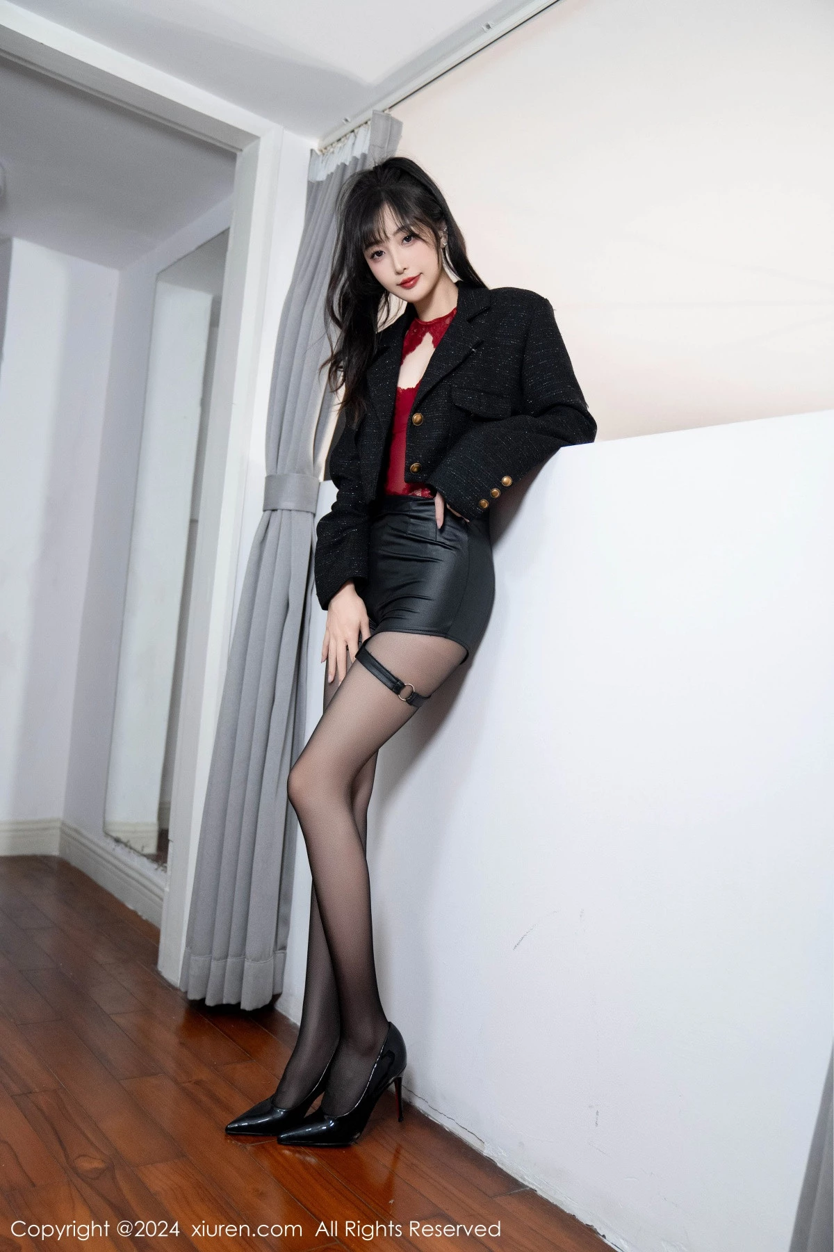 [XiuRen秀人网] 2024.12.06 No.9561 林星阑 黑丝美腿 [90P] NO.9