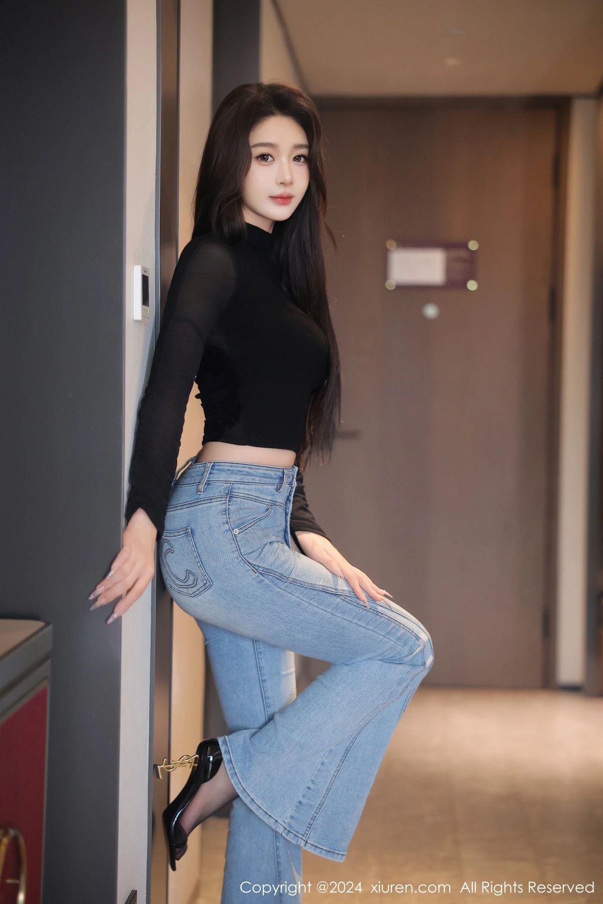 [XiuRen秀人网] 2024.12.06 No.9555 Candy糖糖 新人美腿 [76P] NO.3