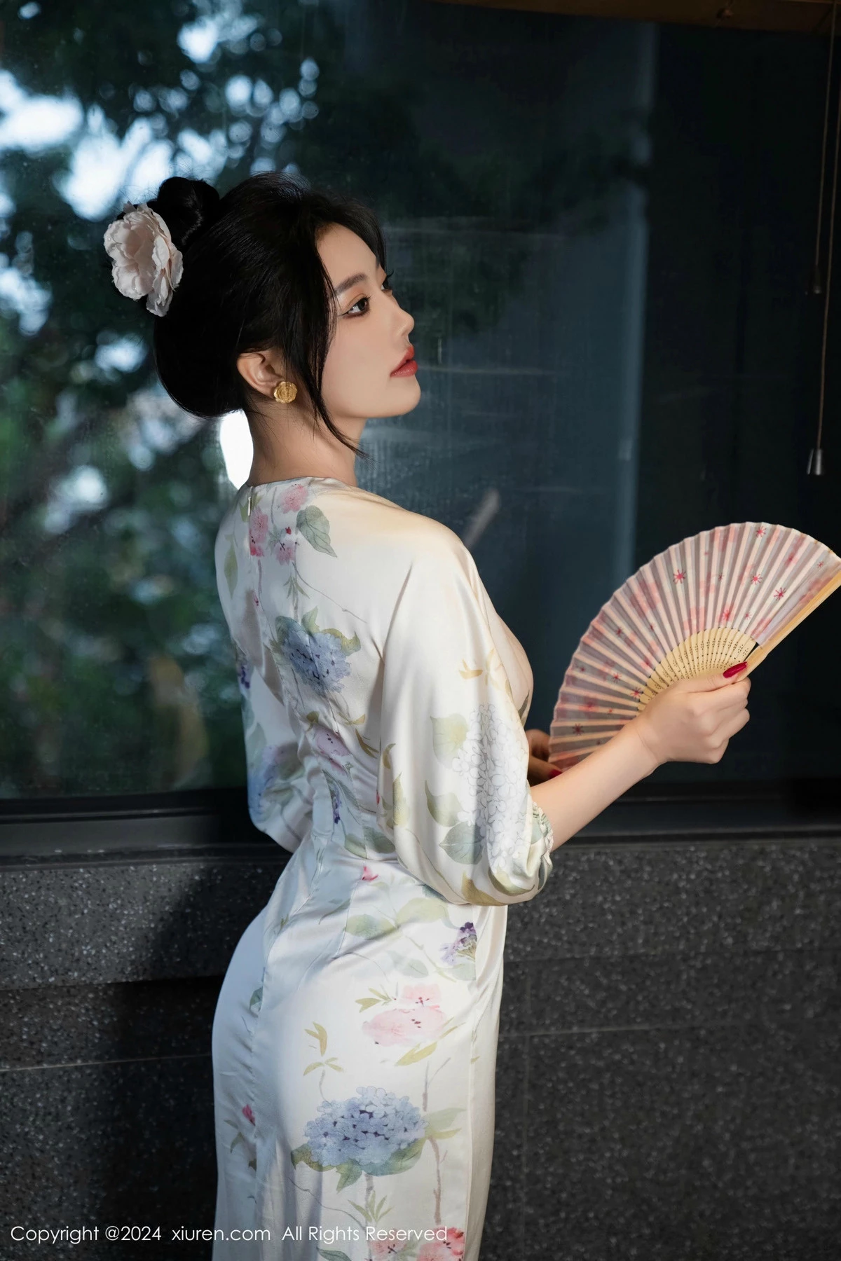 [XiuRen秀人网] 2024.11.19 No.9470 杨晨晨Yome 丝袜美腿 [99P] NO.9