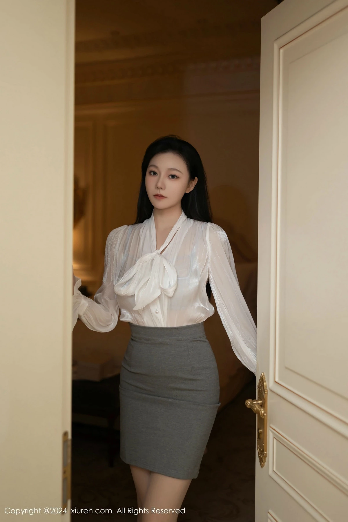 [XiuRen秀人网] 2024.12.17 No.9613 安然anran 丝袜美腿 [80P] NO.1