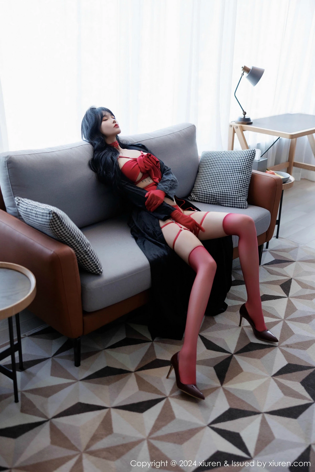 [XiuRen秀人网] 2024.12.27 No.9671 娜比 丝袜美腿 [80P] NO.11