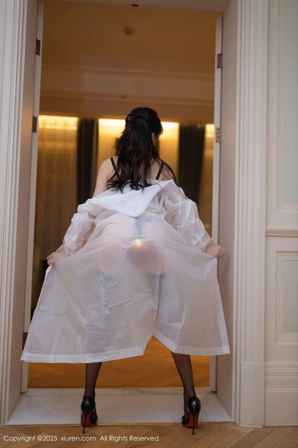 [XiuRen秀人网] 2025.01.02 No.9700 陆萱萱 黑丝美腿 [80P] NO.10