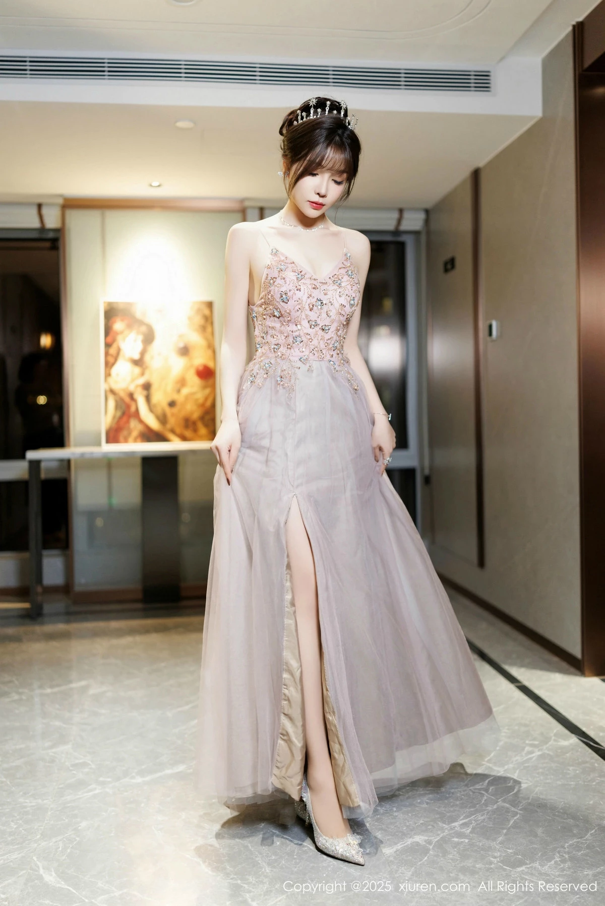 [XiuRen秀人网] 2025.01.02 No.9699 徐莉芝Booty 丝袜美腿 [100P] NO.4