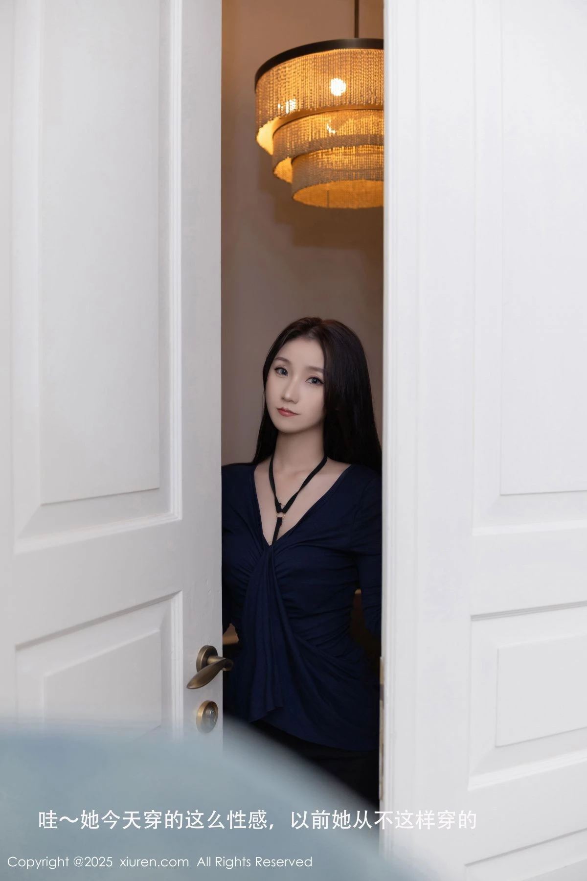 [XiuRen秀人网] 2025.01.08 No.9729 杏子Yada 黑丝美腿 [79P] NO.9