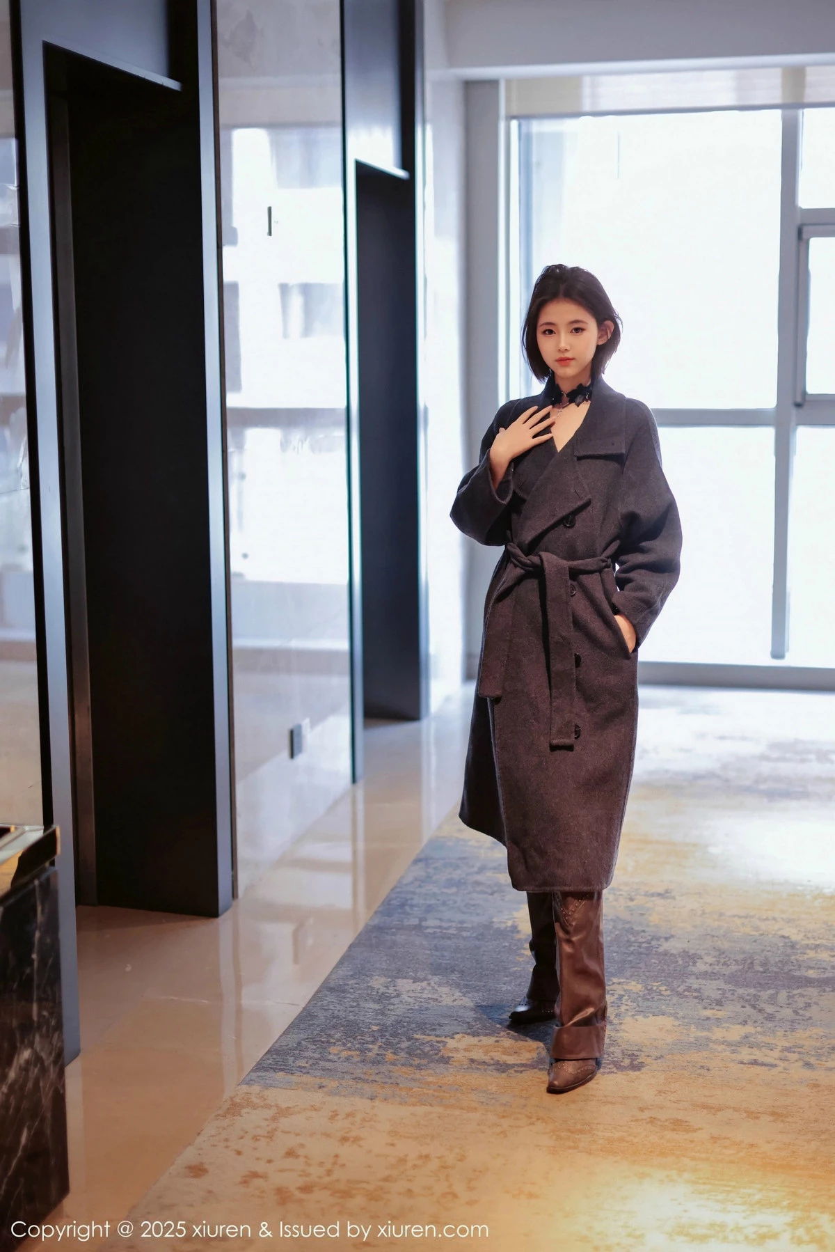 [XiuRen秀人网] 2025.01.08 No.9727 小橘子orange 妩媚美腿 [79P] NO.8