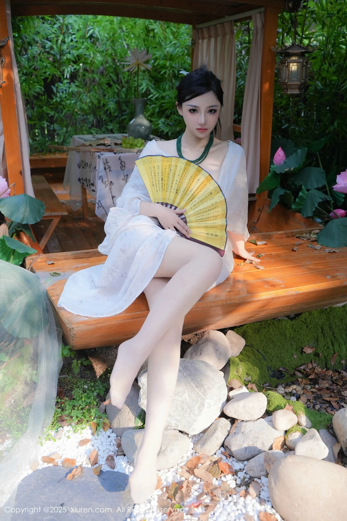 [XiuRen秀人网] 2025.01.09 No.9730 妙可可Cheese 丝袜美腿 [84P] NO.8