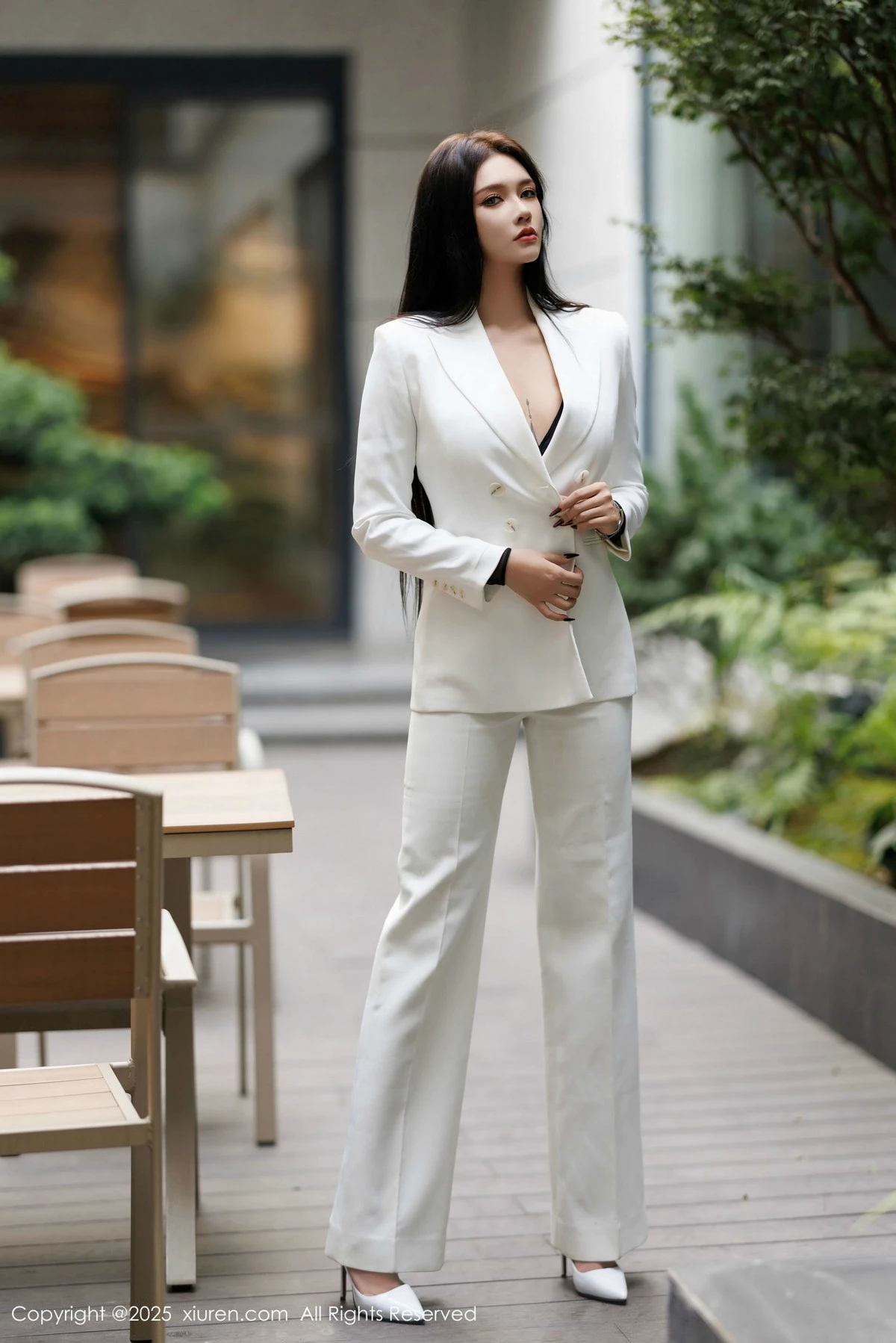 [XiuRen秀人网] 2025.01.14 No.9755 娜比 黑丝美腿 [91P] NO.1