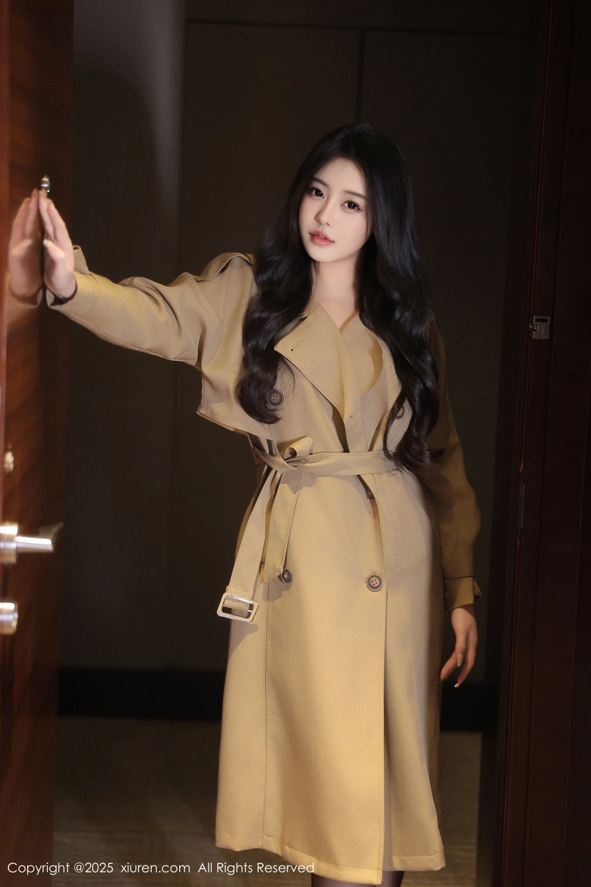 [XiuRen秀人网] 2025.01.15 No.9758 希雅sia 黑丝美腿 [76P] NO.1