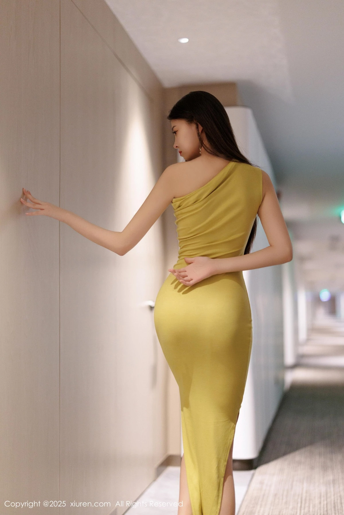 [XiuRen秀人网] 2025.01.15 No.9761 初梦瑶 美腿性感 [83P] NO.9