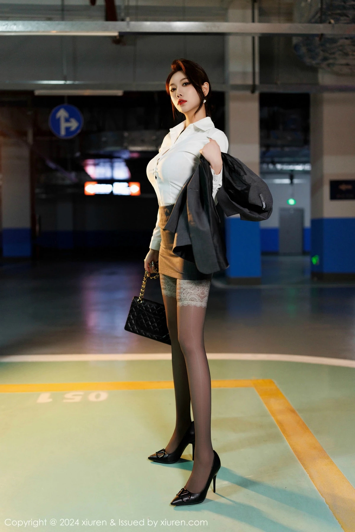 [XiuRen秀人网] 2024.12.20 No.9634 杨晨晨Yome 黑丝美臀 [95P] NO.4