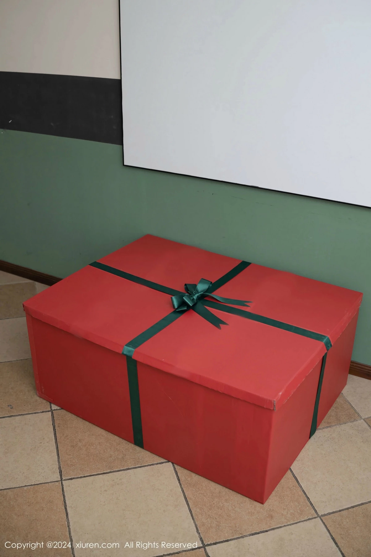 [XiuRen秀人网] 2024.12.25 No.9657 杏子Yada 美腿性感 [82P] NO.1