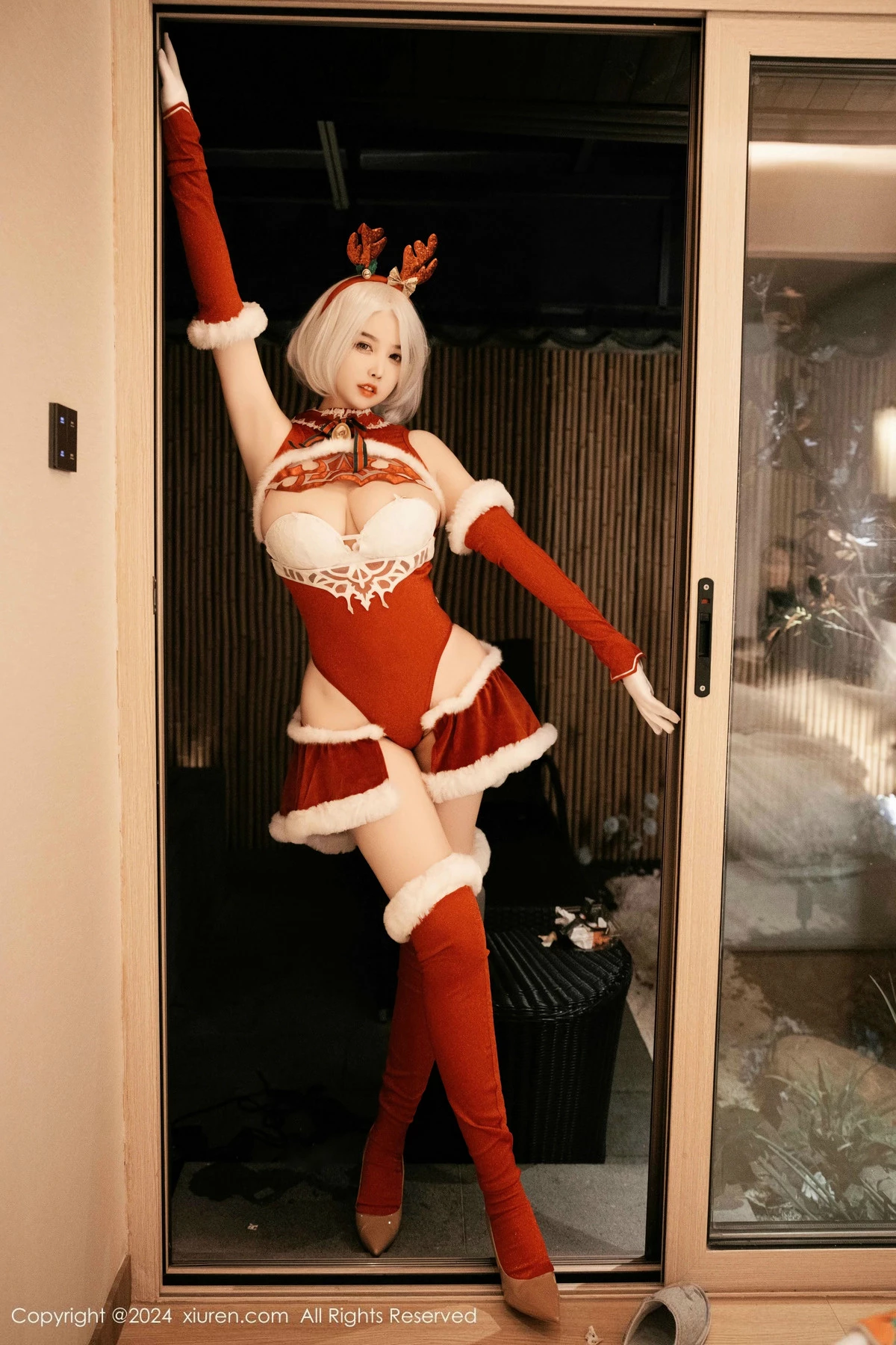 [XiuRen秀人网] 2024.12.26 No.9660 樱桃小犊子 美臀性感 [55P] NO.2