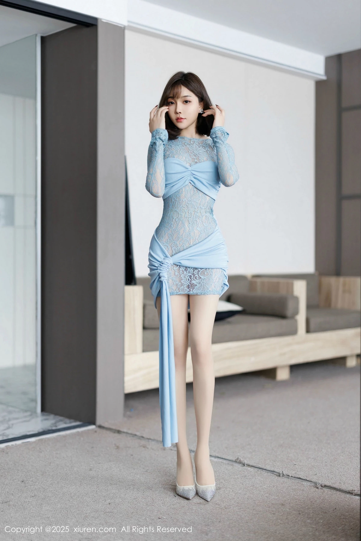 [XiuRen秀人网] 2025.01.23 No.9805 徐莉芝Booty 丝袜美腿 [83P] NO.1