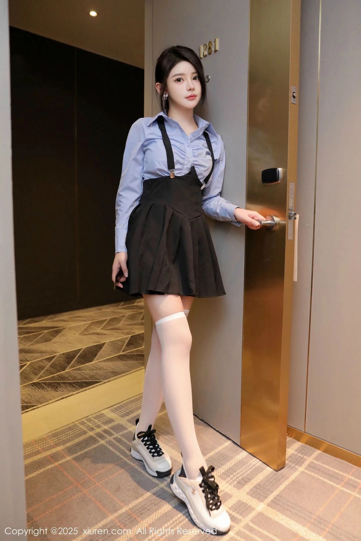 [XiuRen秀人网] 2025.01.25 No.9819 爱酱里 制服美腿 [80P] NO.6