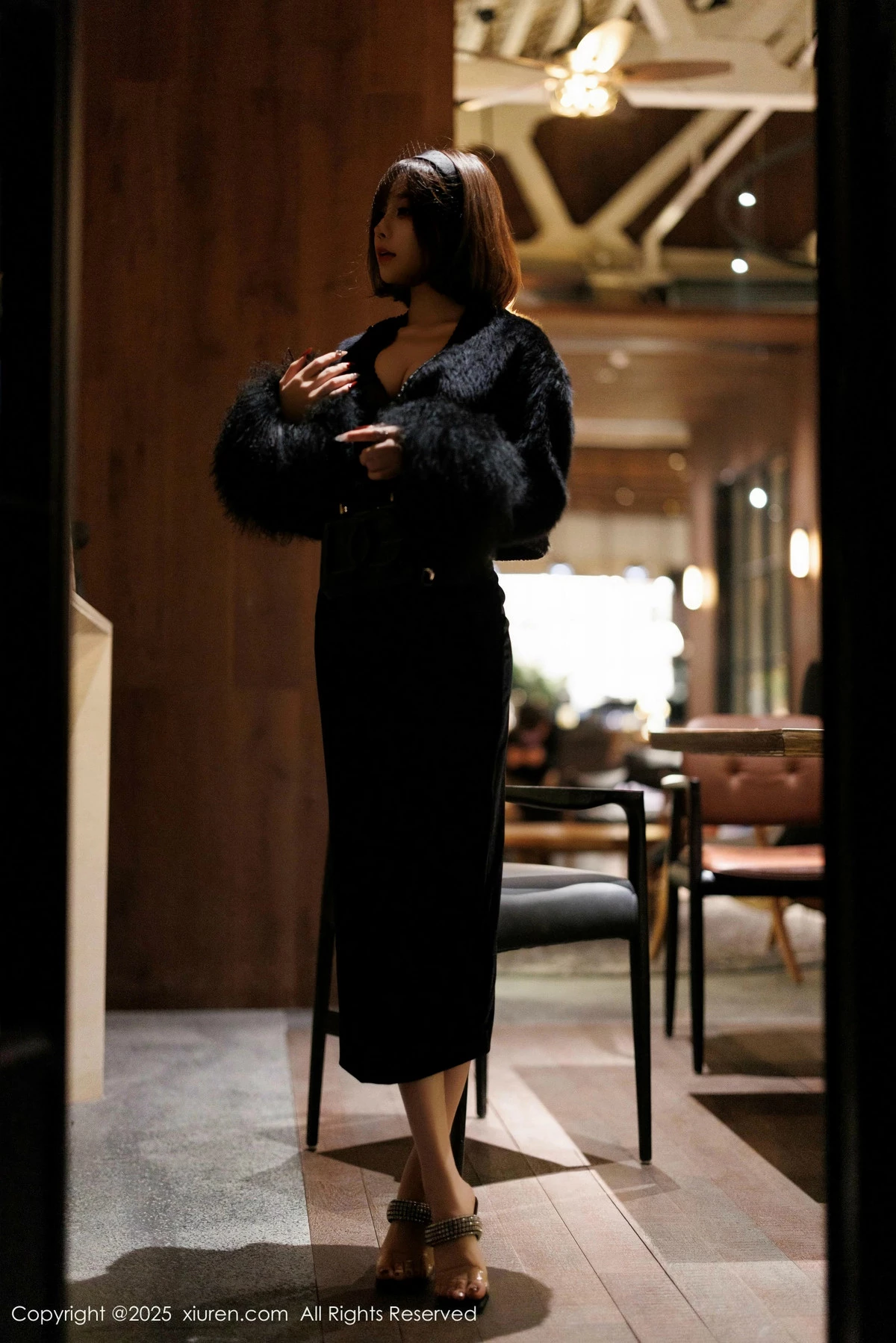 [XiuRen秀人网] 2025.02.13 No.9880 徐莉芝Booty 黑丝美腿 [85P] NO.2