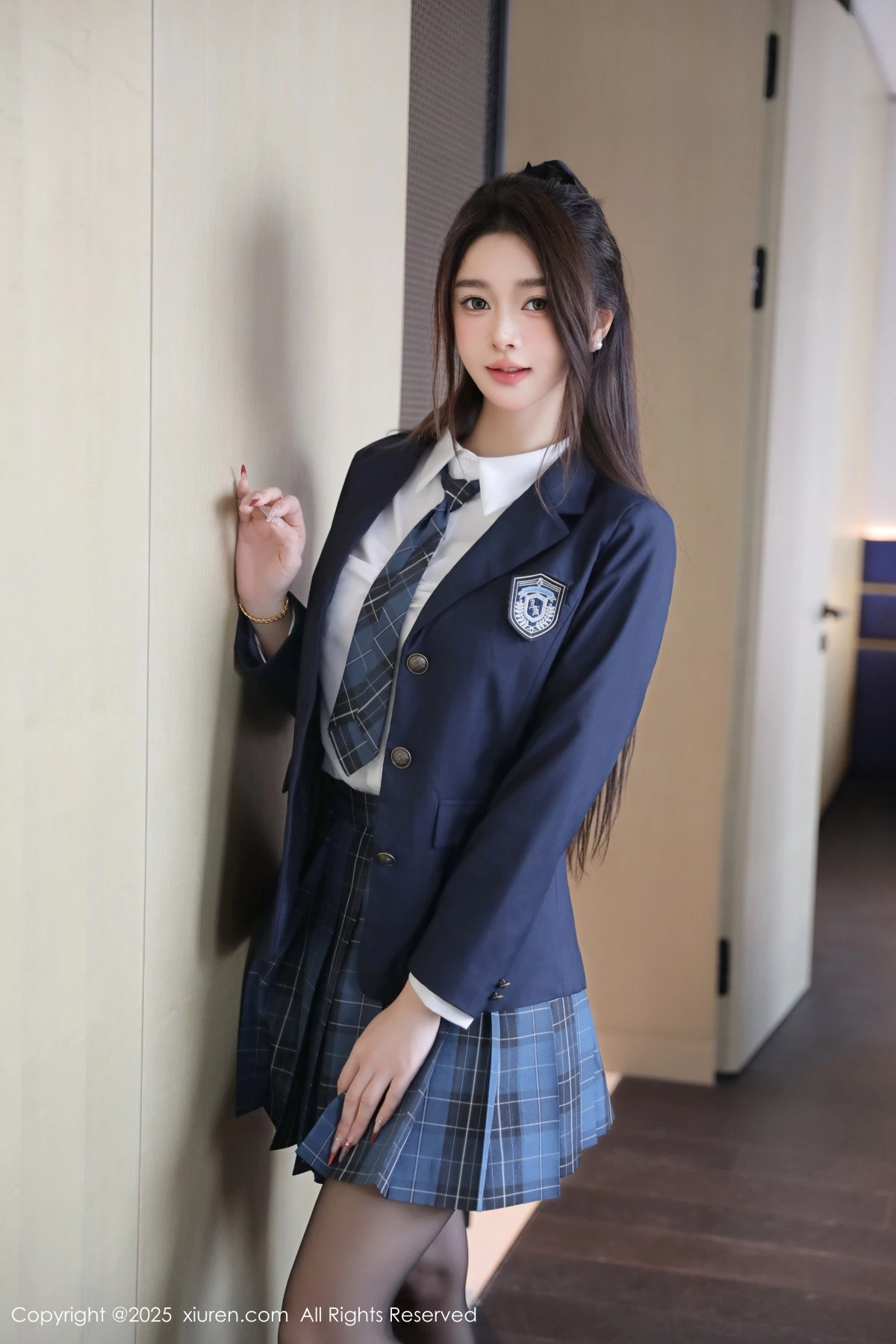 [XiuRen秀人网] 2025.02.14 No.9888 Candy糖糖 黑丝美腿 [87P] NO.5