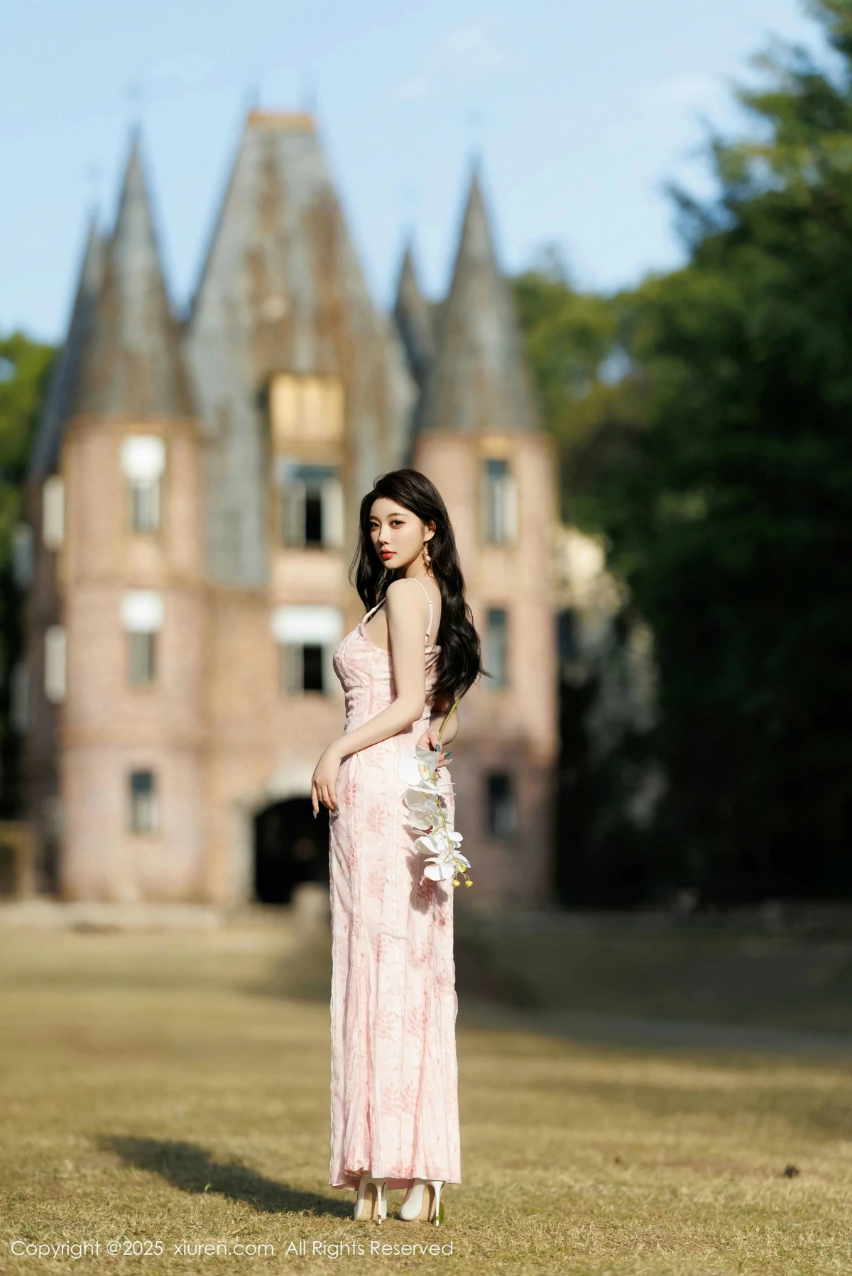 [XiuRen秀人网] 2025.02.14 No.9886 杨晨晨Yome 丝袜美腿 [81P] NO.1