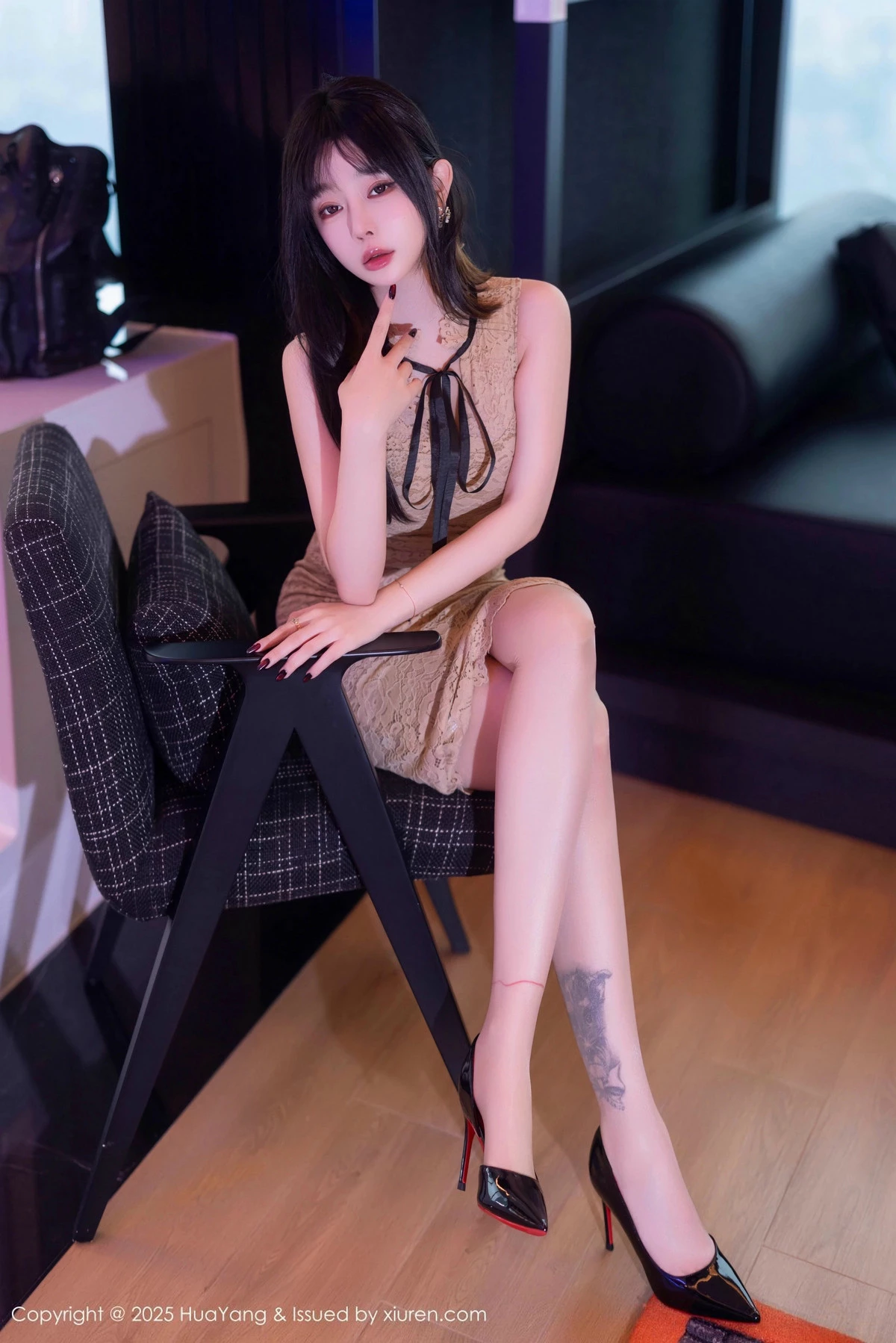 [HuaYang花漾] 2025.02.14 VOL.632 王雨纯 丝袜美腿 [82P] NO.1