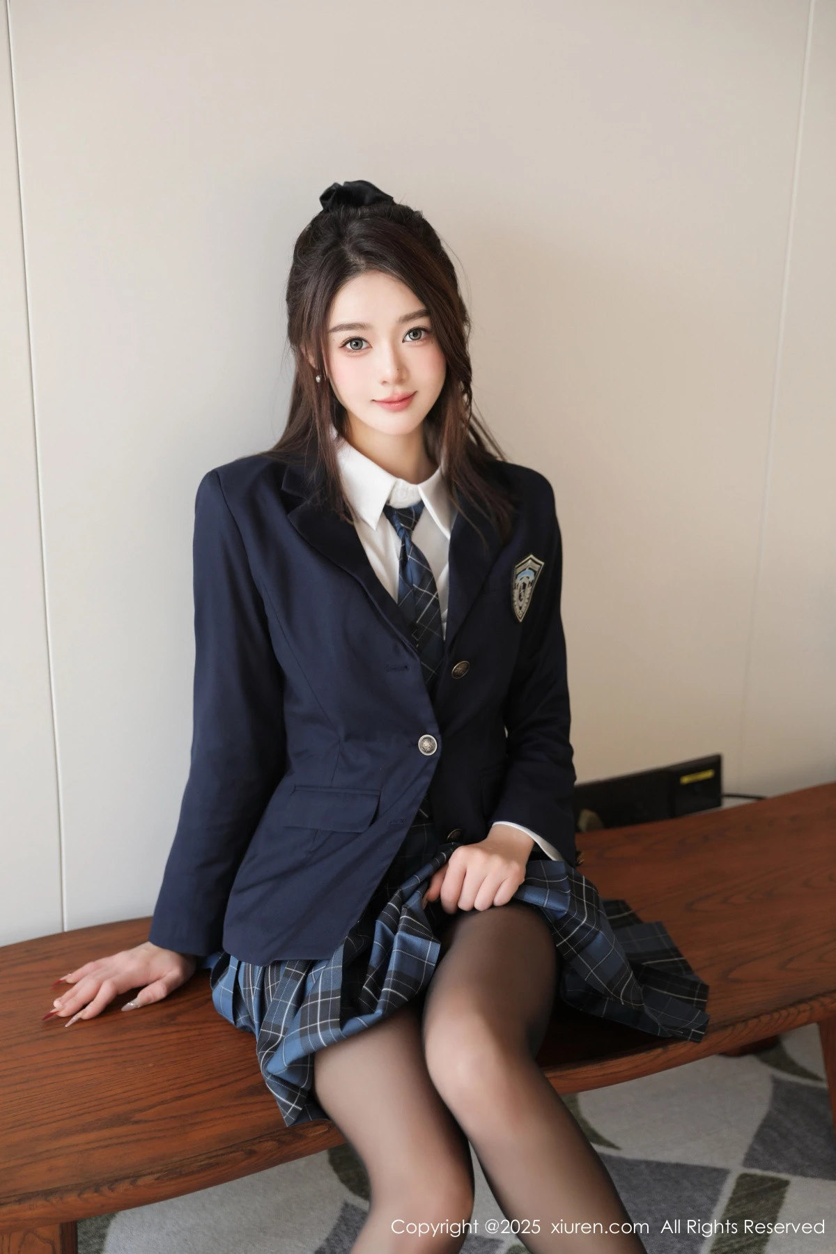 [XiuRen秀人网] 2025.02.14 No.9888 Candy糖糖 黑丝美腿 [87P] NO.1