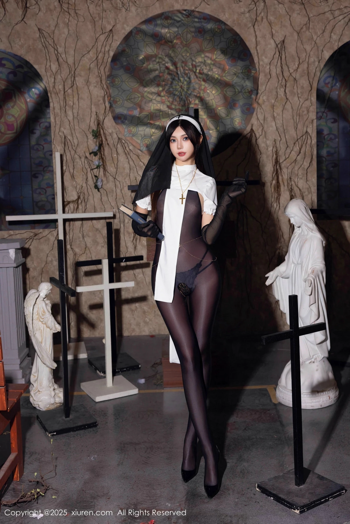 [XiuRen秀人网] 2025.01.17 No.9774 绮里嘉ula 黑丝美腿 [79P] NO.1