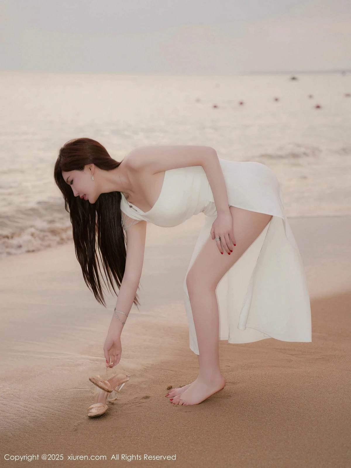 [XiuRen秀人网] 2025.01.20 No.9782 Carol周妍希X 丝袜美腿 [47P] NO.10