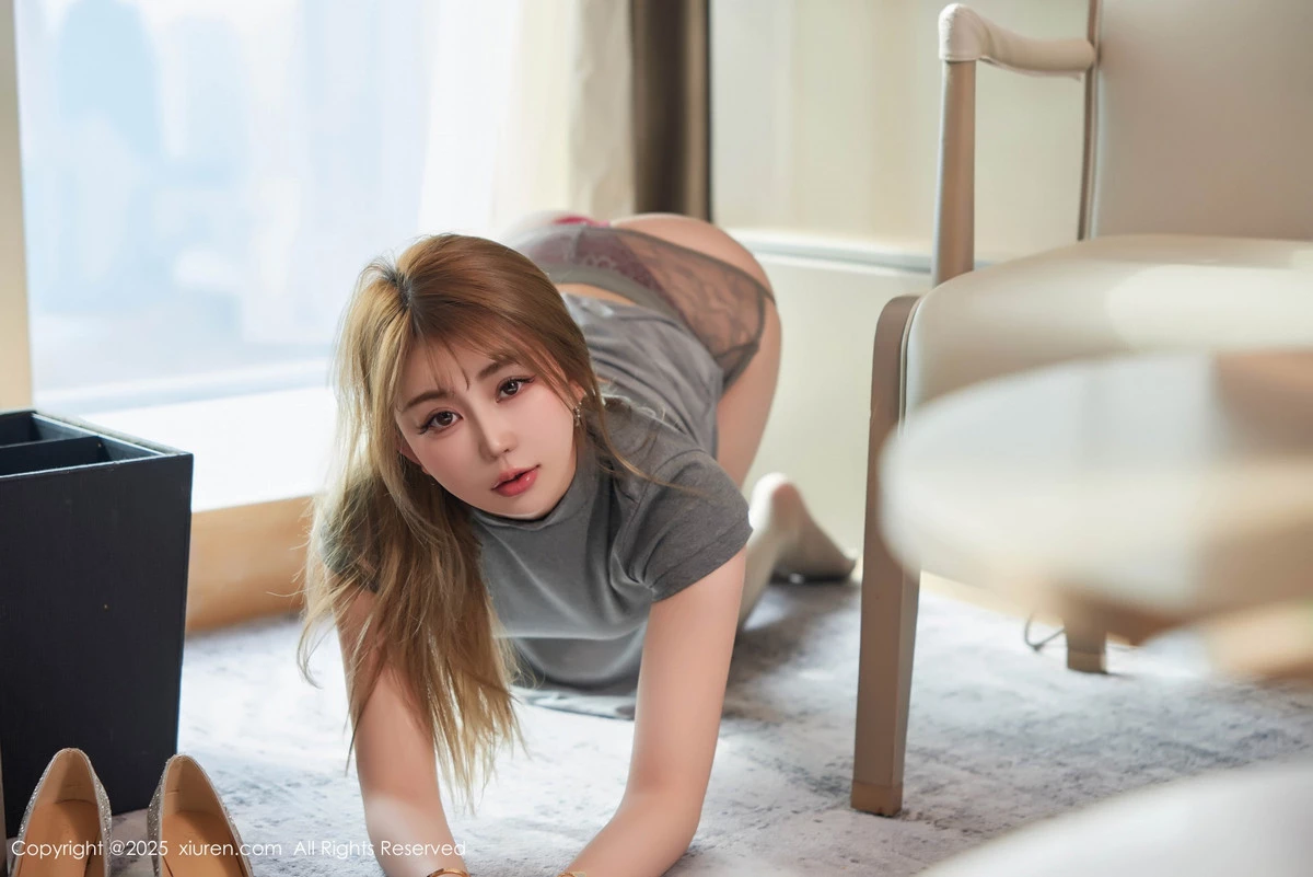 [XiuRen秀人网] 2025.02.25 No.9931 Zoe柚柚 灰丝美腿 [73P] NO.4
