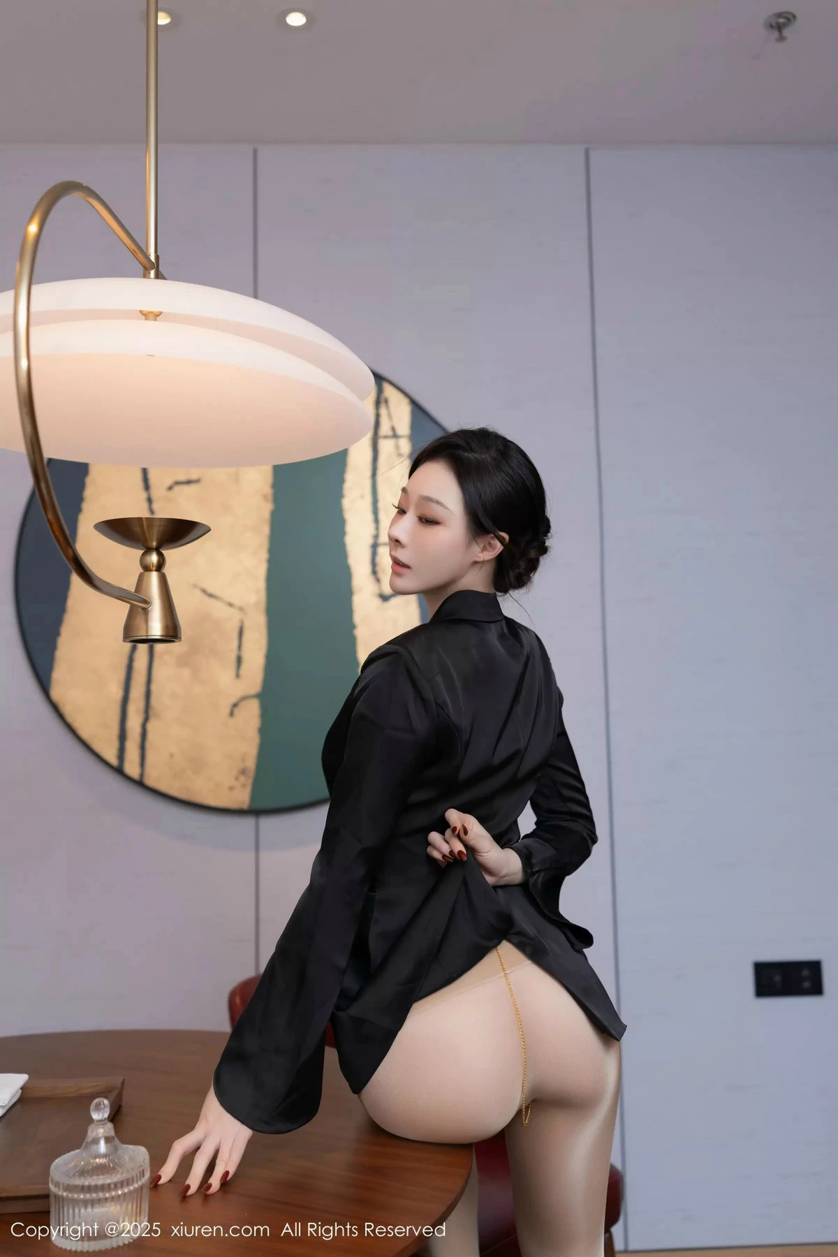 [XiuRen秀人网] 2025.02.28 No.9951 小逗逗 丝袜美腿 [80P] NO.8