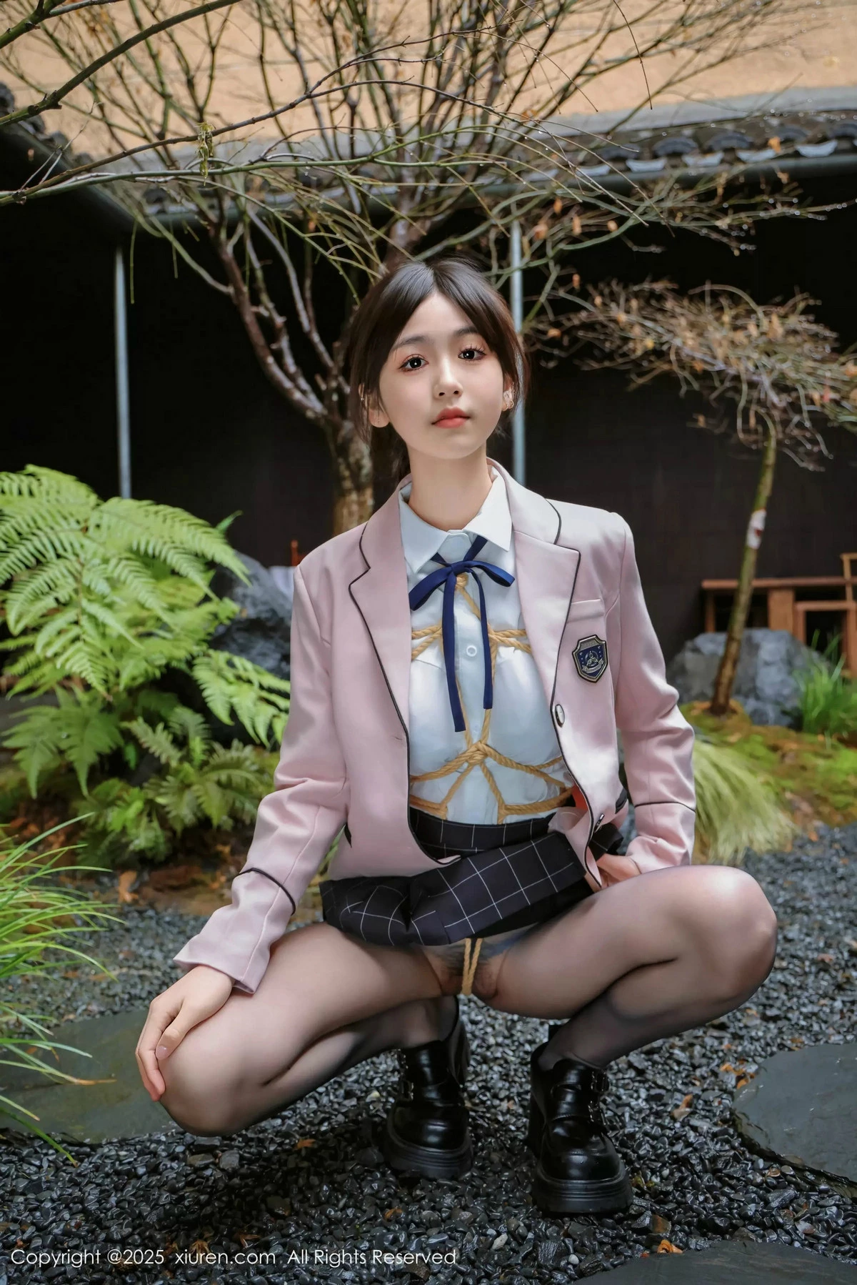 [XiuRen秀人网] 2025.02.28 No.9949 奶芙乔乔 美腿黑丝 [72P] NO.2