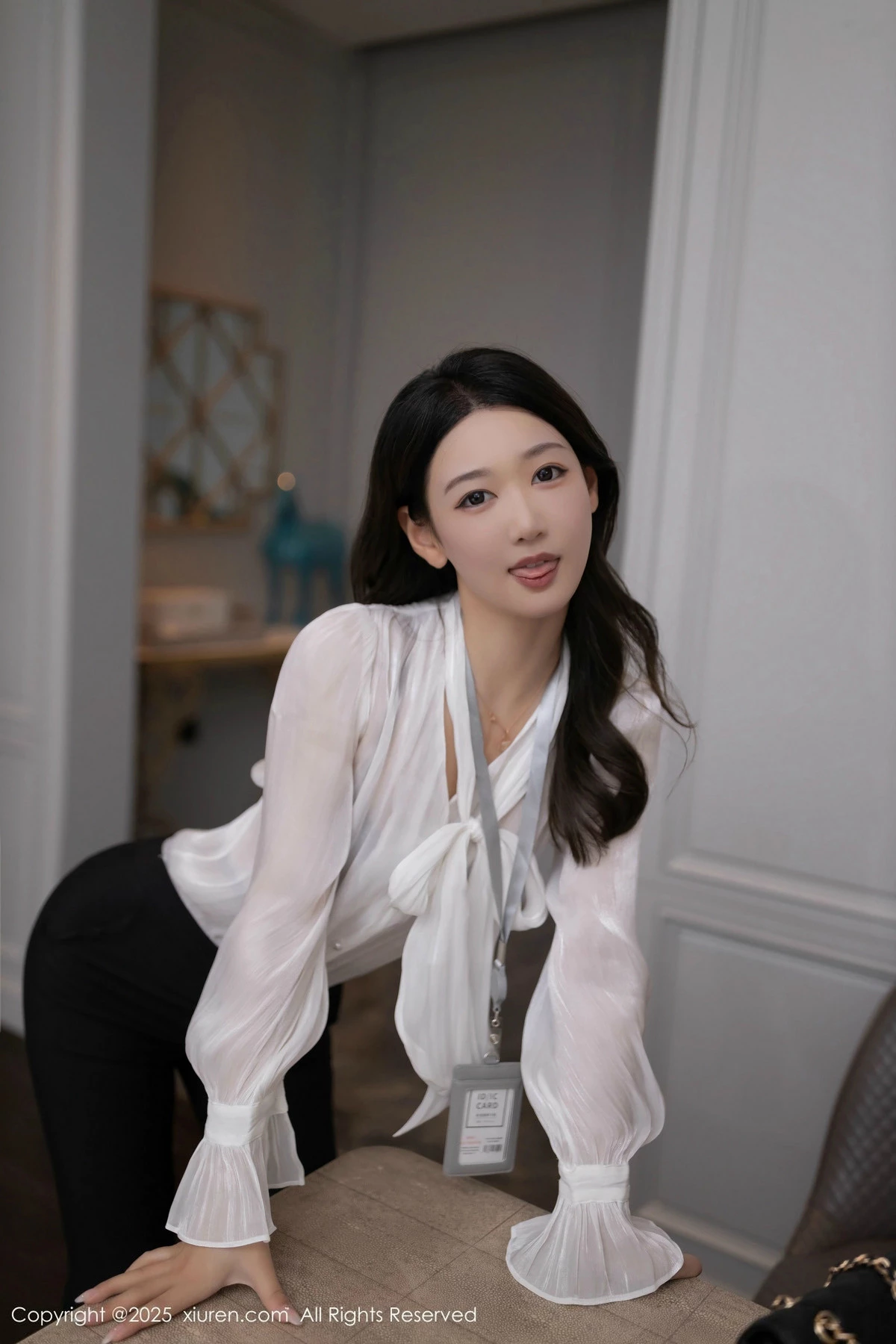 [XiuRen秀人网] 2025.03.03 No.9960 唐安琪 黑丝美腿 [82P] NO.3