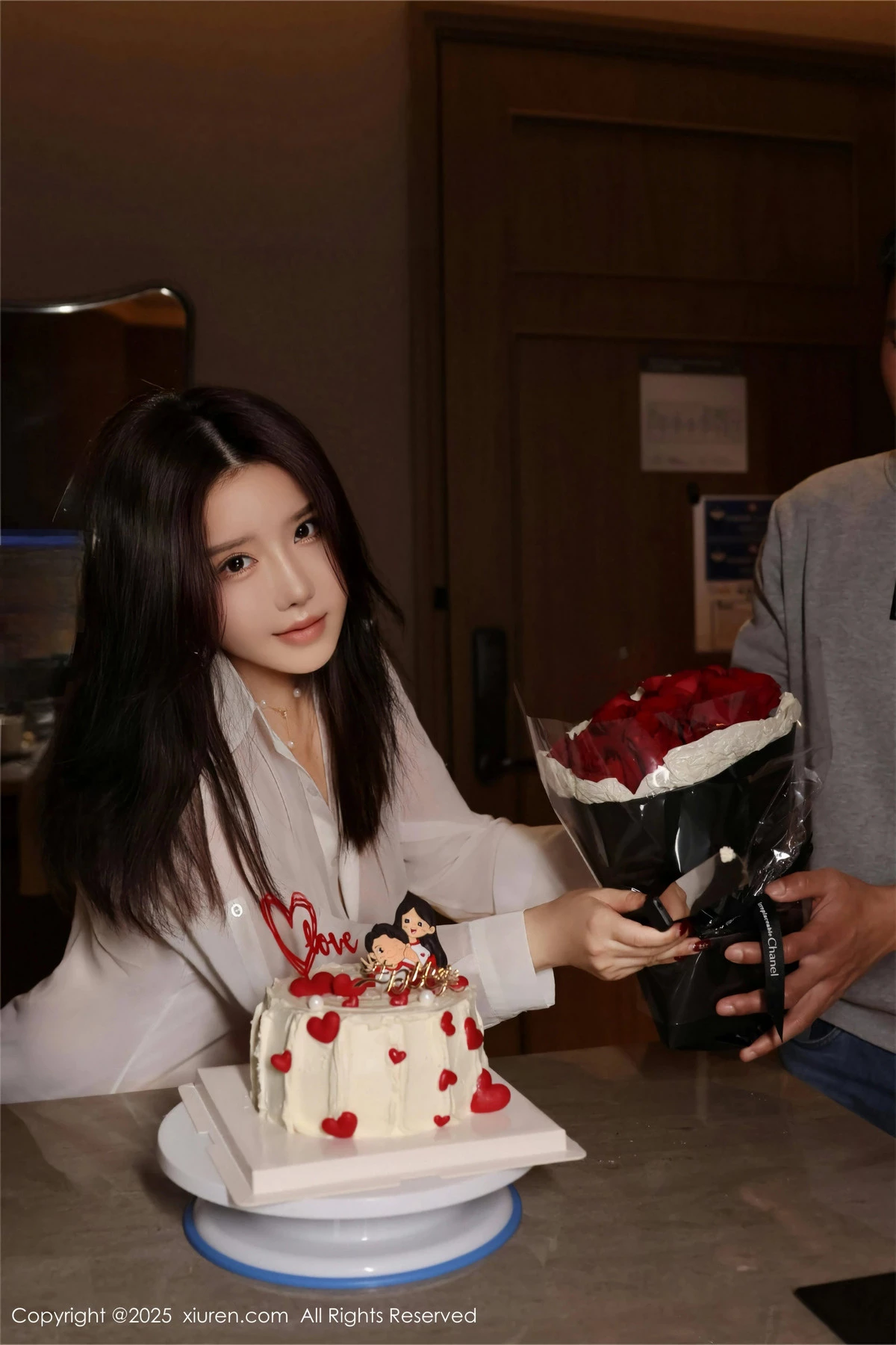 [XiuRen秀人网] 2025.03.07 No.9983 小薯条nienie 美腿黑丝 [106P] NO.8