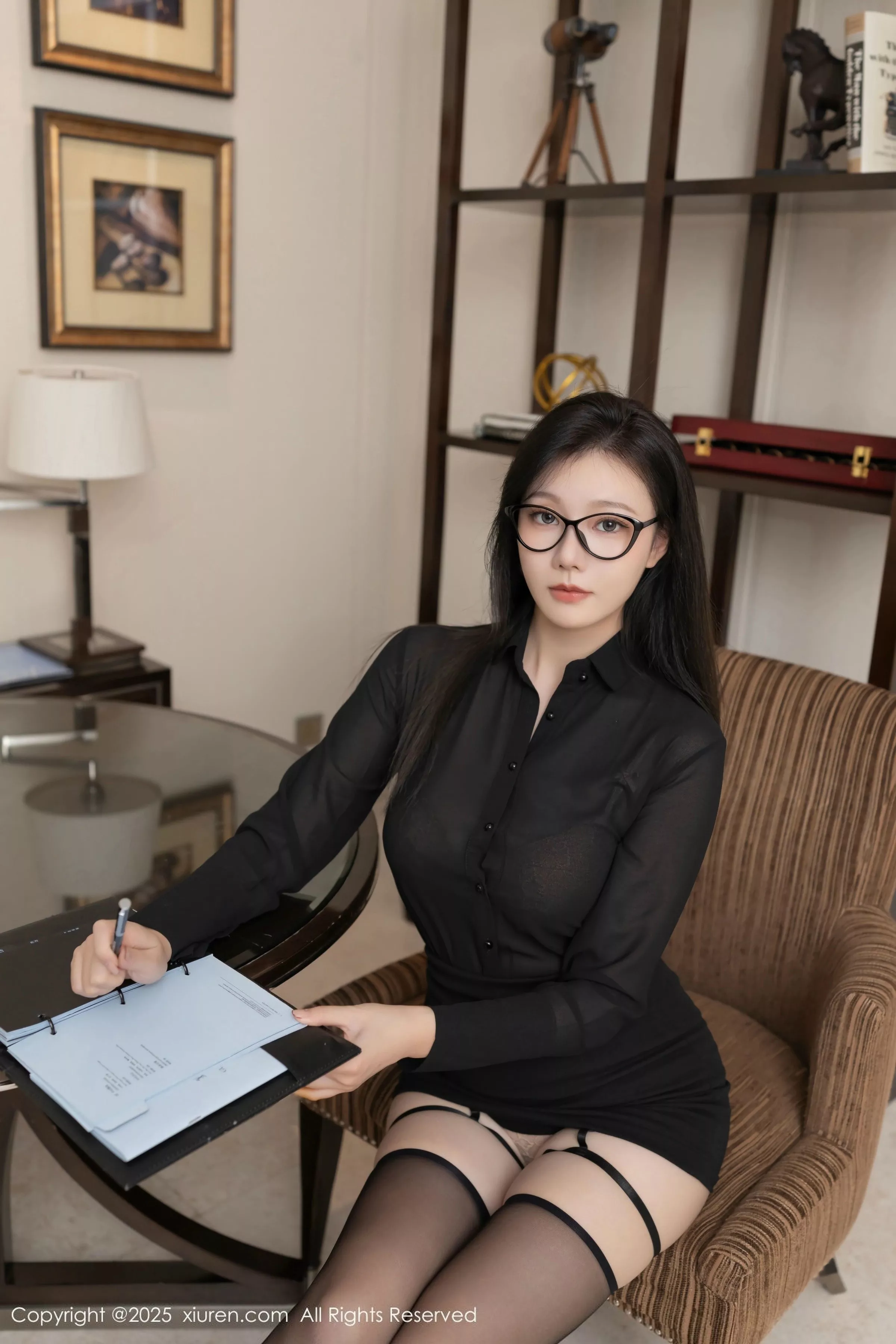 [XiuRen秀人网] 2025.03.11 No.9999 安然anran 美腿黑丝 [85P] NO.8