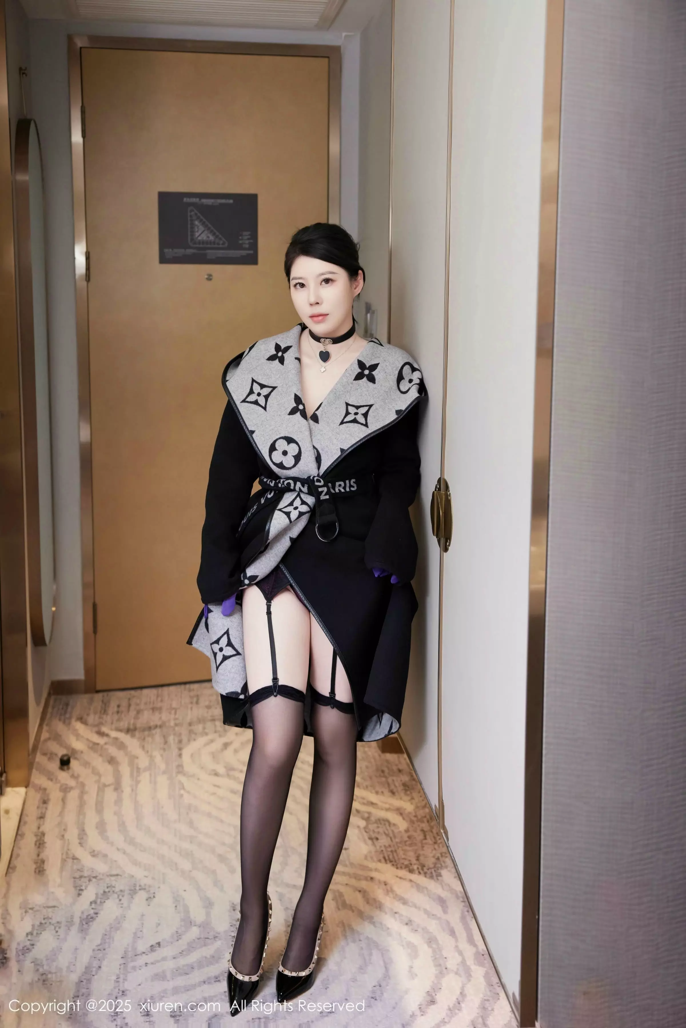 [XiuRen秀人网] 2025.03.12 No.10001 白茹雪abby 黑丝美臀 [62P] NO.9