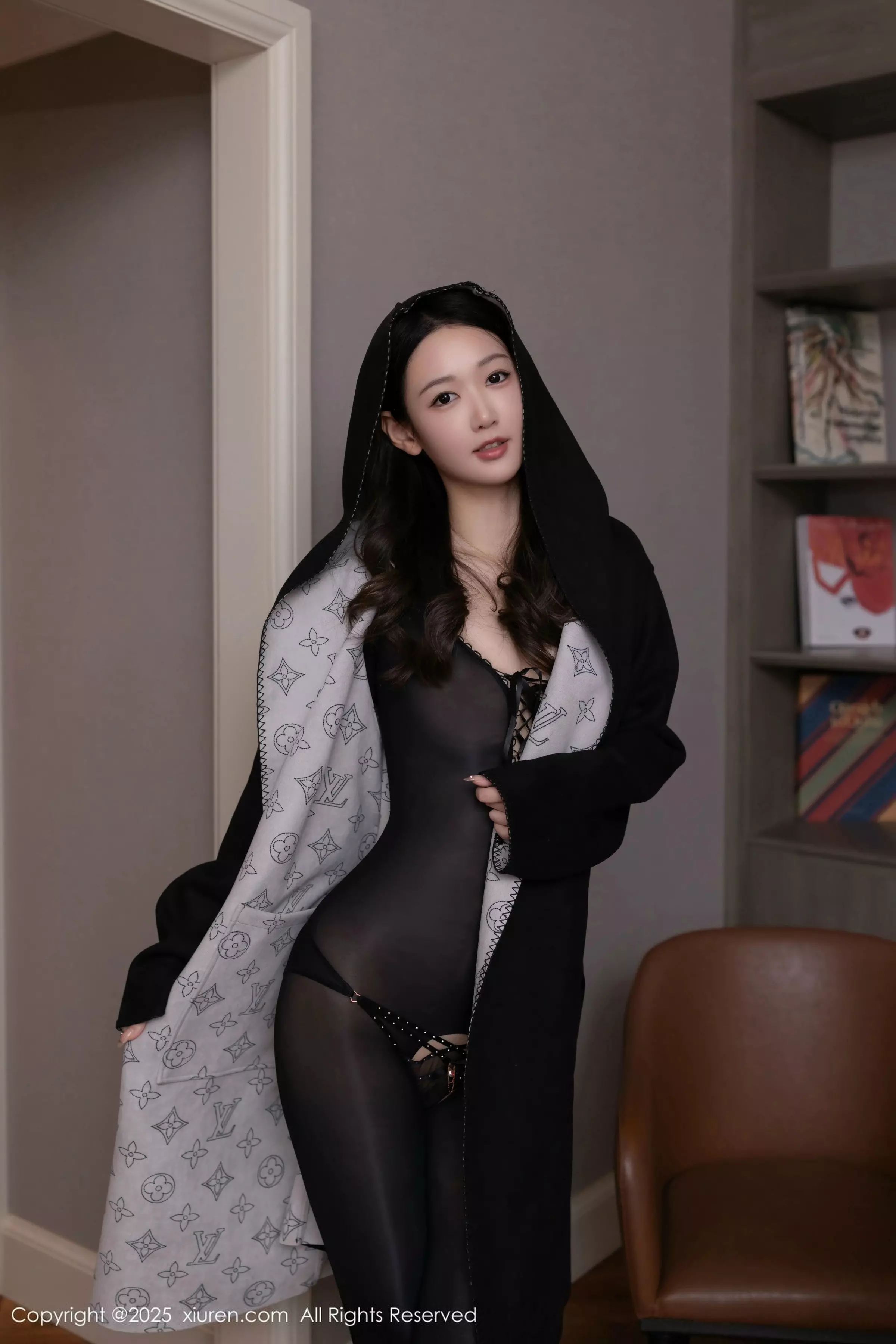 [XiuRen秀人网] 2025.03.17 No.10030 唐安琪 黑丝美腿 [79P] NO.10