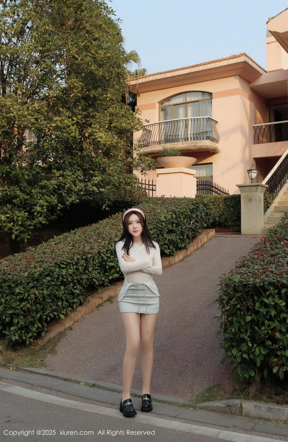 [XiuRen秀人网] 2025.02.21 No.9923 小薯条nienie 美乳性感 [50P] NO.1