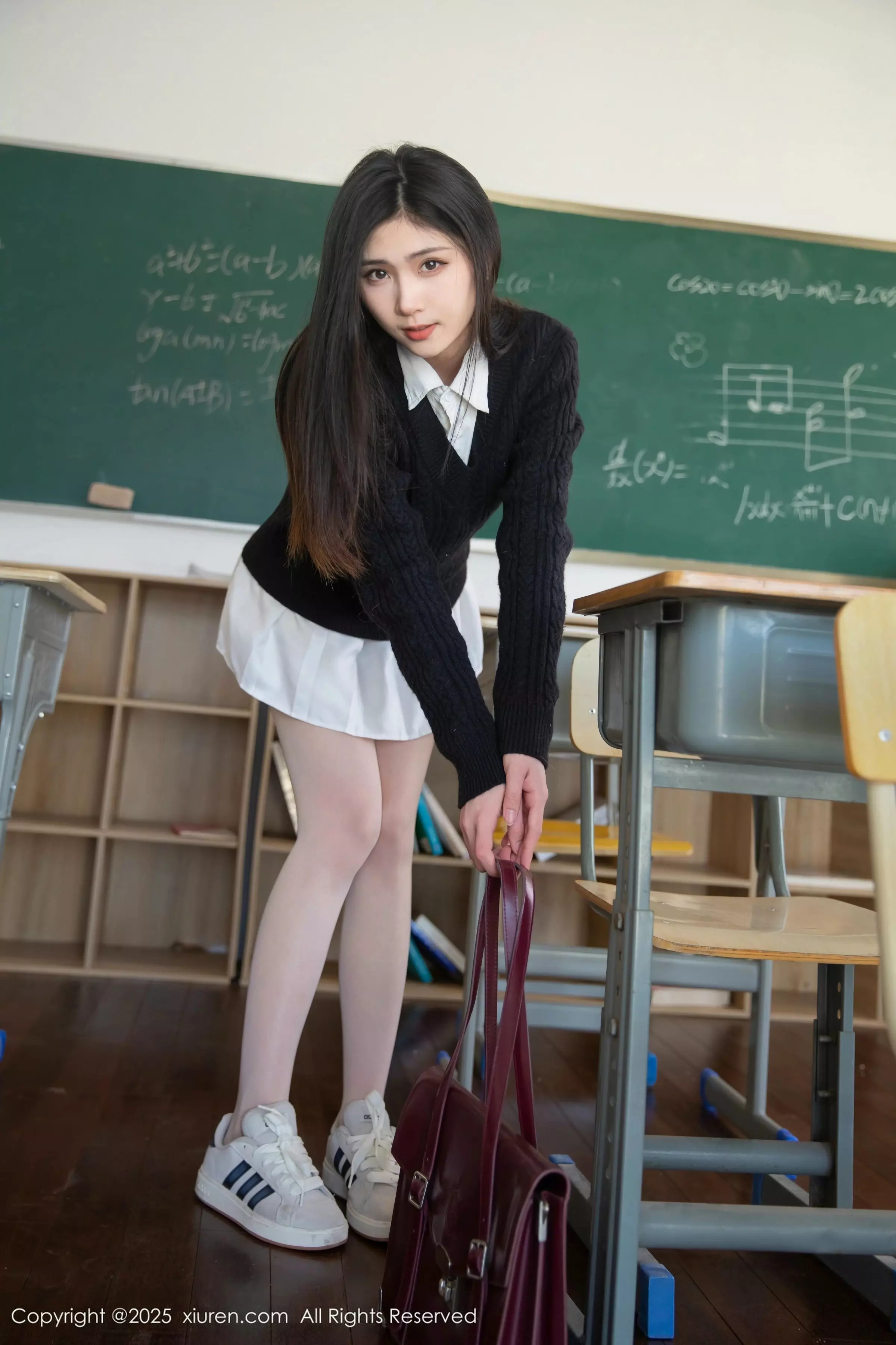 [XiuRen秀人网] 2025.03.27 No.10078 刘婷婷 白色丝袜 [80P] NO.2