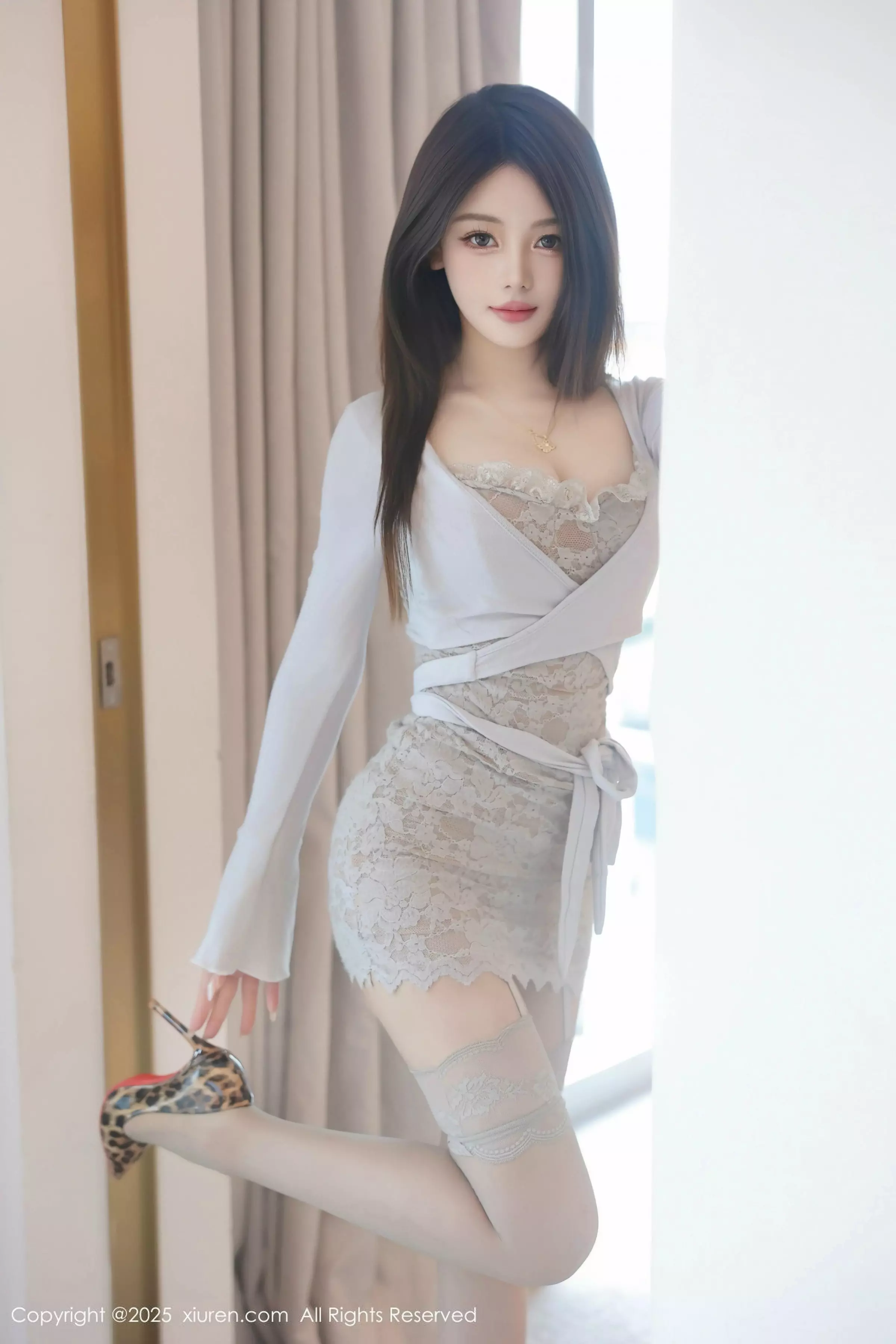 [XiuRen秀人网] 2025.03.28 No.10083 爱酱里 连衣短裙 [97P] NO.7