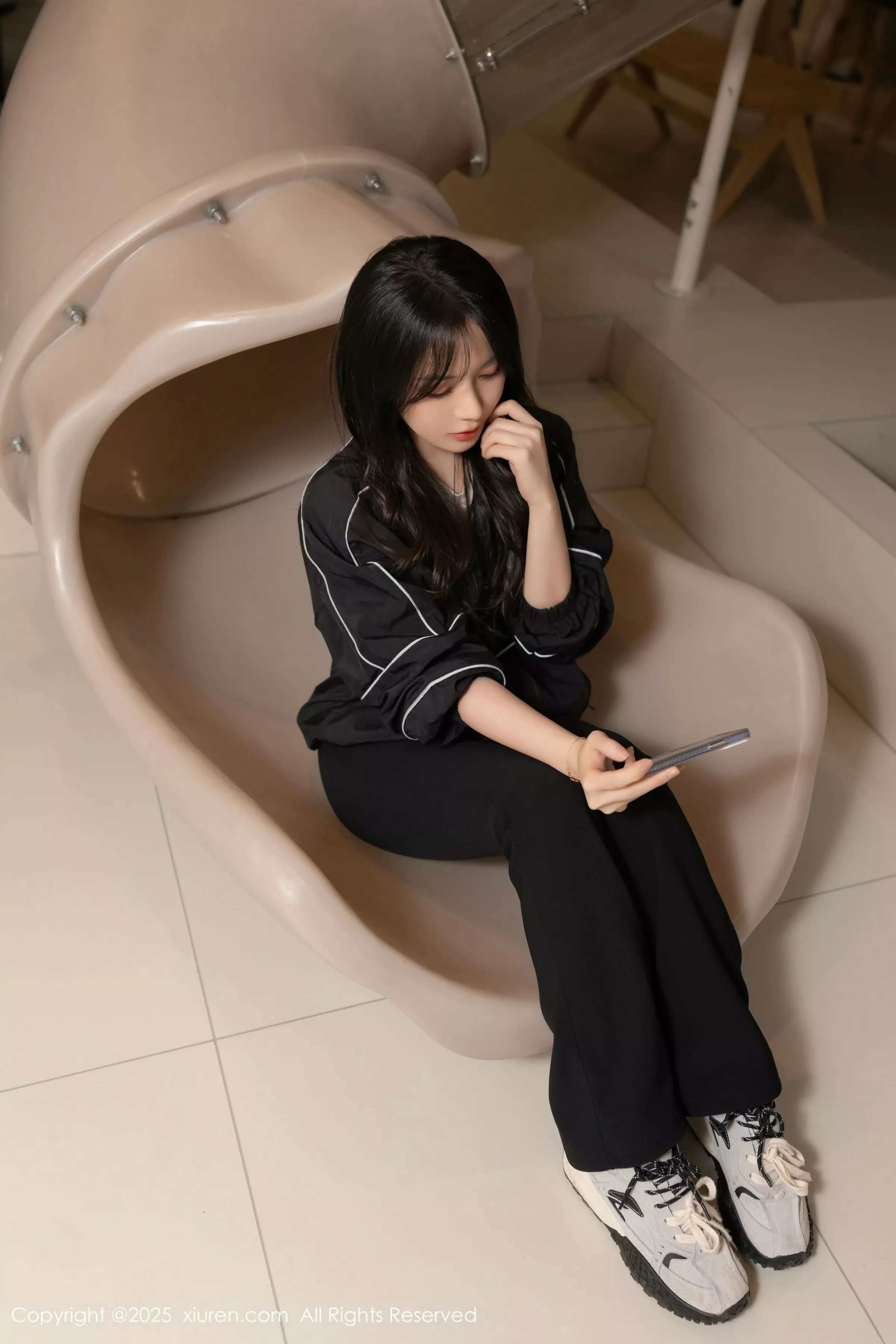 [XiuRen秀人网] 2025.04.03 No.10112 鱼子酱Fish 白色丝袜 [58P] NO.1