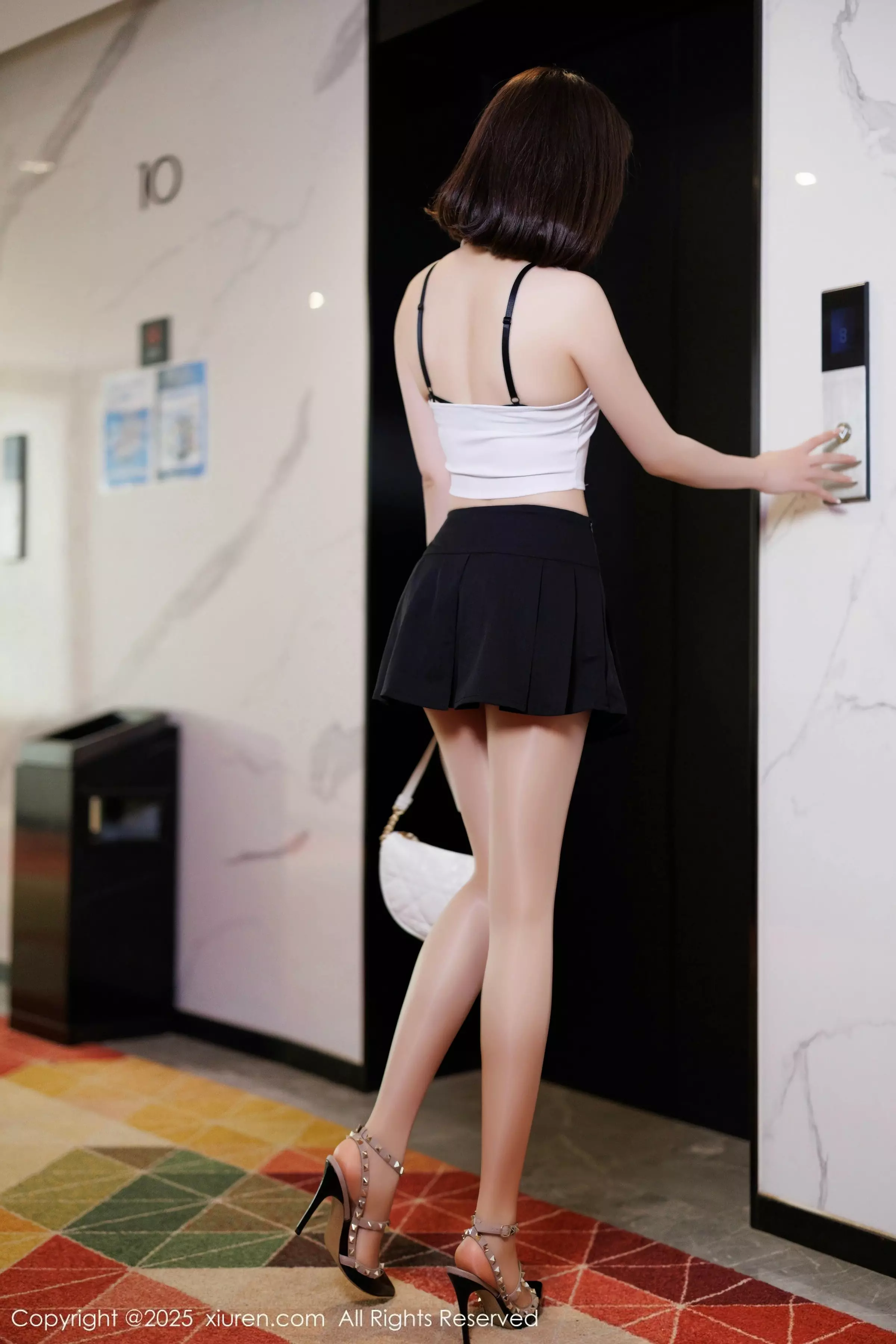 [XiuRen秀人网] 2025.03.20 No.10048 徐莉芝Booty 婀娜妩媚 [82P] NO.10