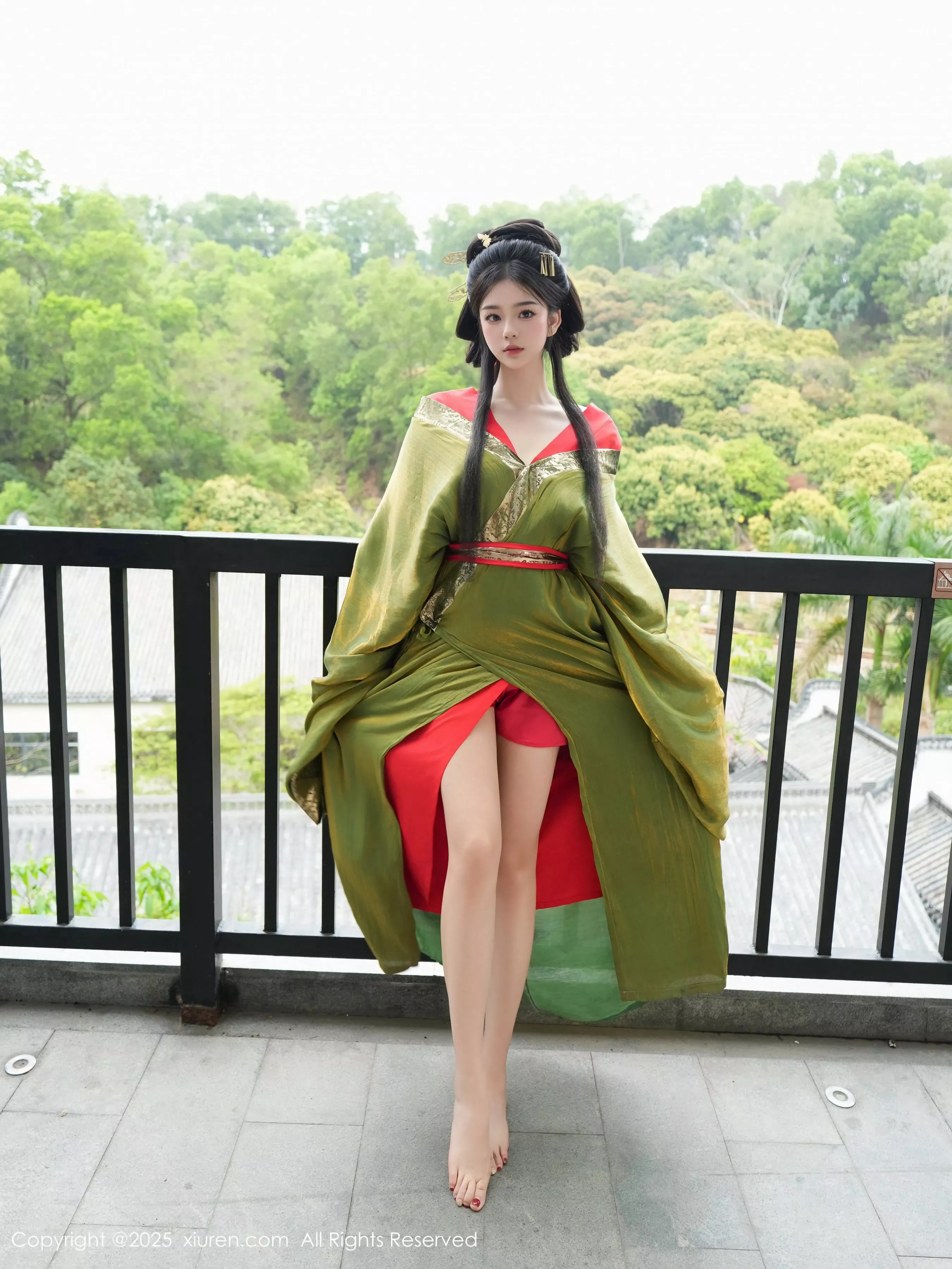 [XiuRen秀人网] 2025.04.09 No.10126 雪糕CiCi 性感古风 [68P] NO.10