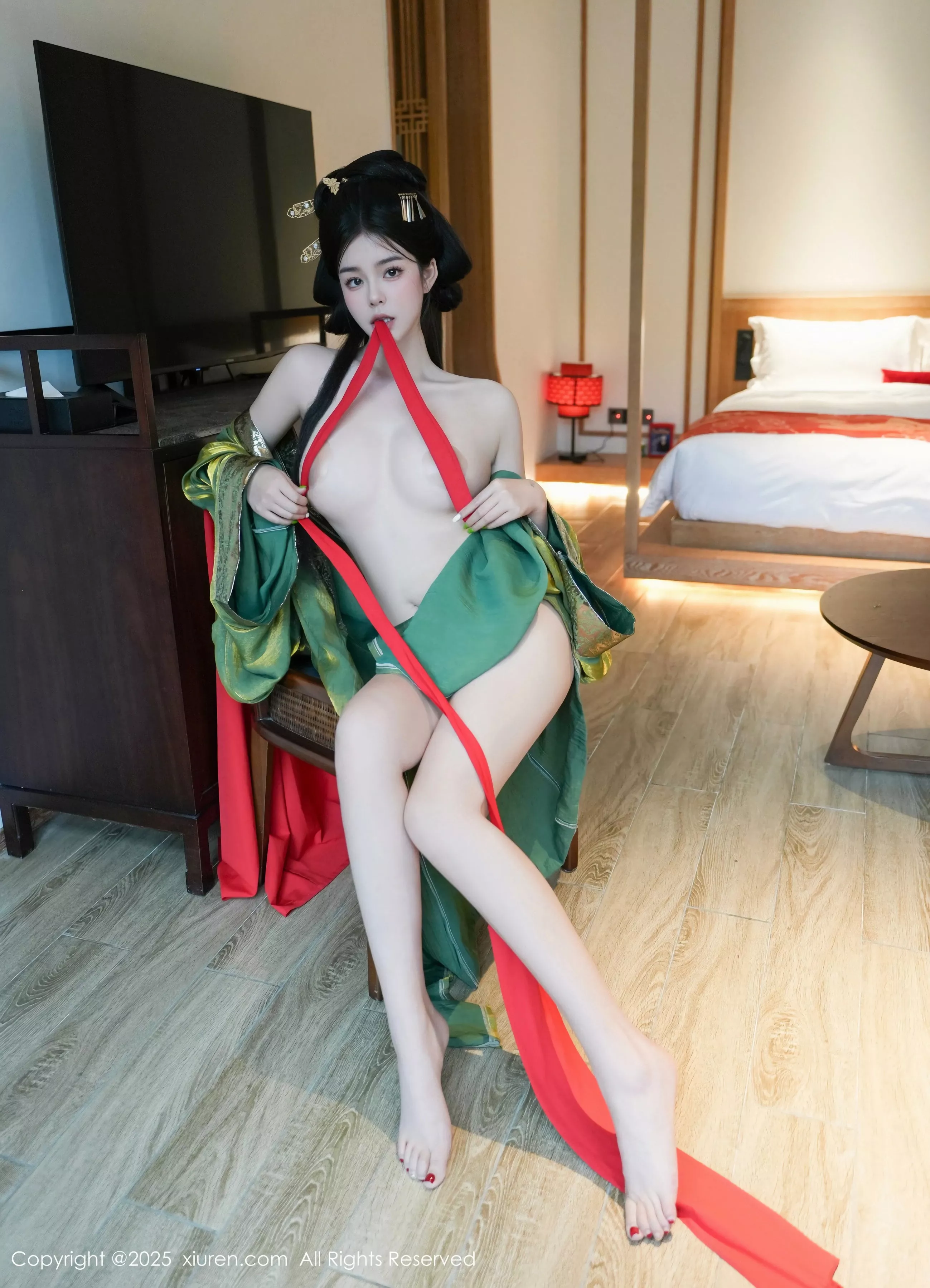 [XiuRen秀人网] 2025.04.09 No.10126 雪糕CiCi 性感古风 [68P] NO.1