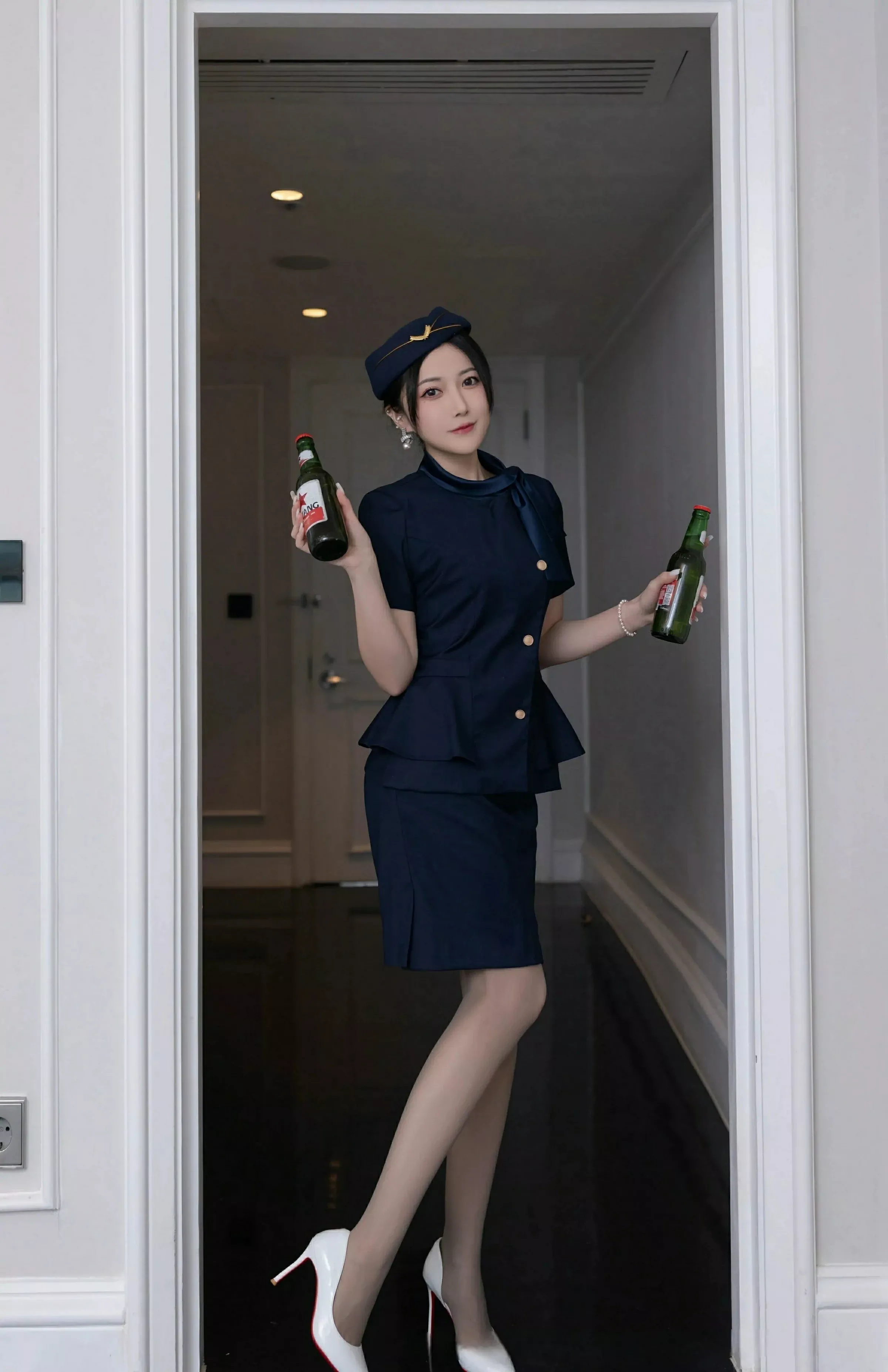 [XiuRen秀人网] 2025.04.11 No.10142 鱼子酱Fish 空姐制服 [80P] NO.4