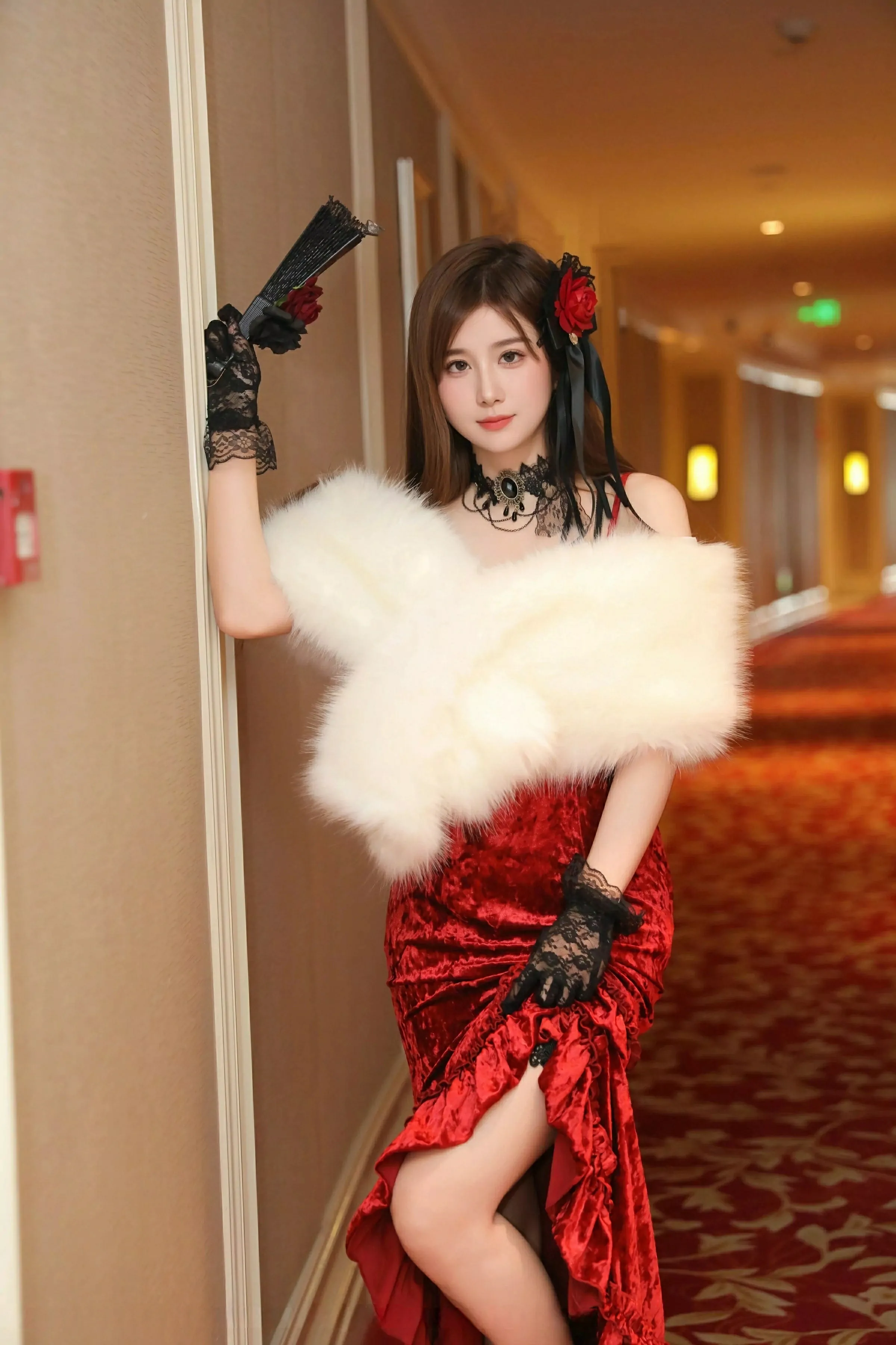 [XiuRen秀人网] 2025.04.11 No.10140 小肉肉咪 复古红裙 [75P] NO.3