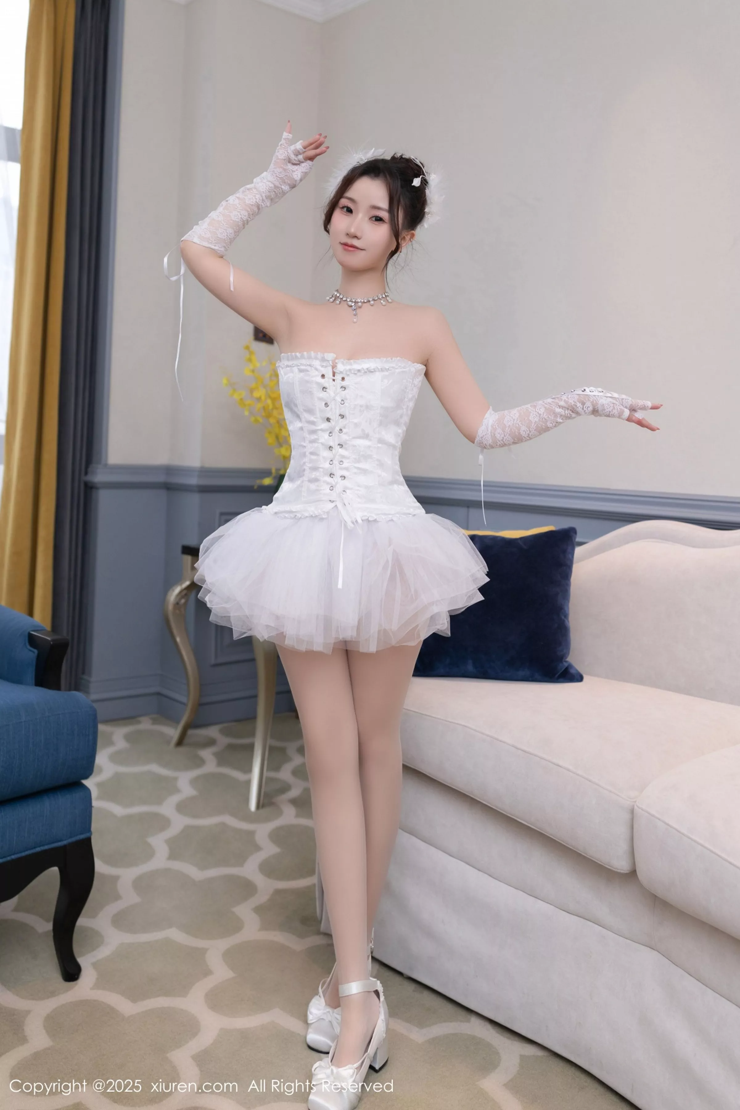 [XiuRen秀人网] 2025.04.16 No.10161 杏子Yada 白色连衣短 [82P] NO.10