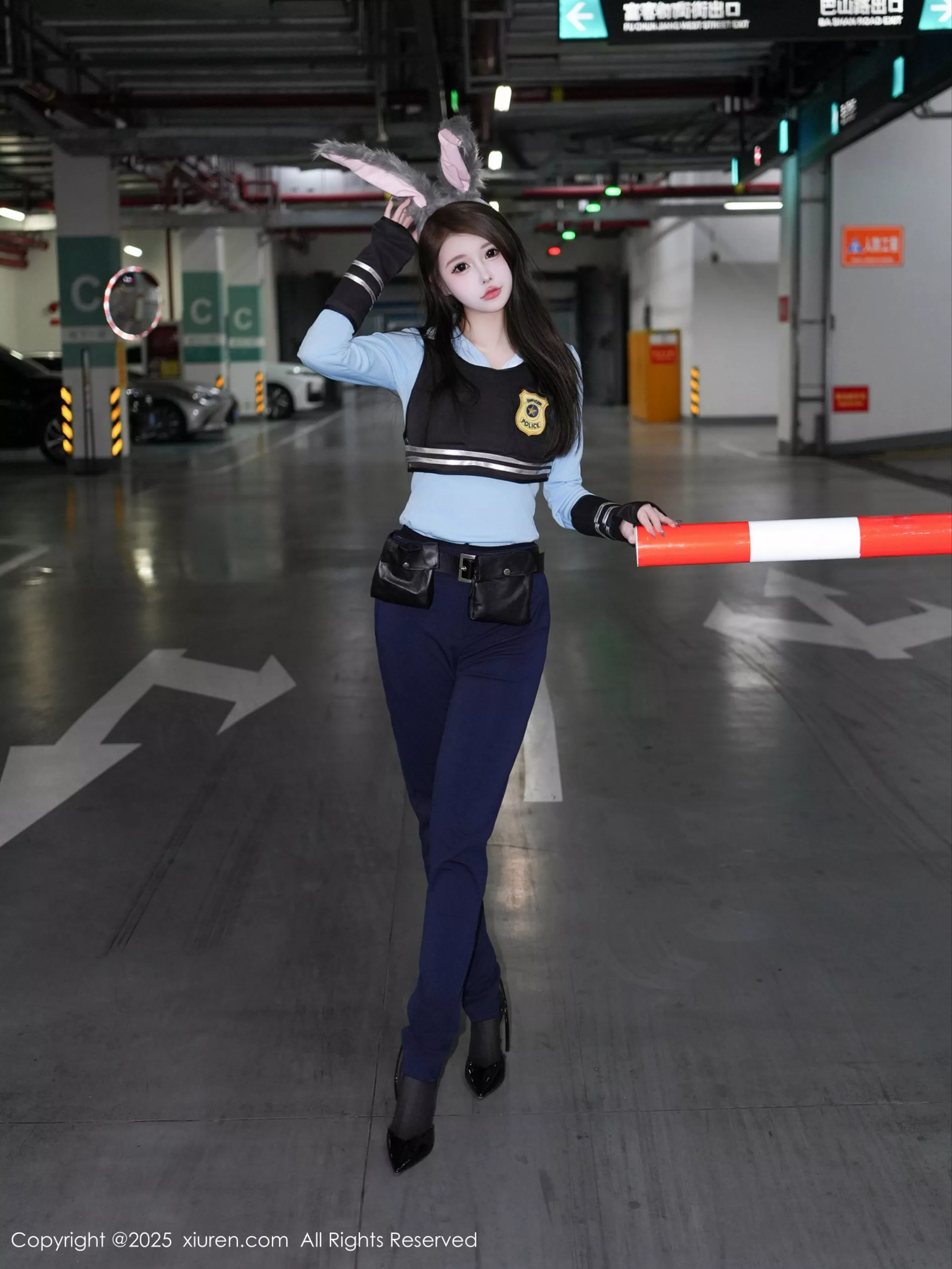 [XiuRen秀人网] 2025.04.16 No.10158 甜妮 制服诱惑 [69P] NO.8